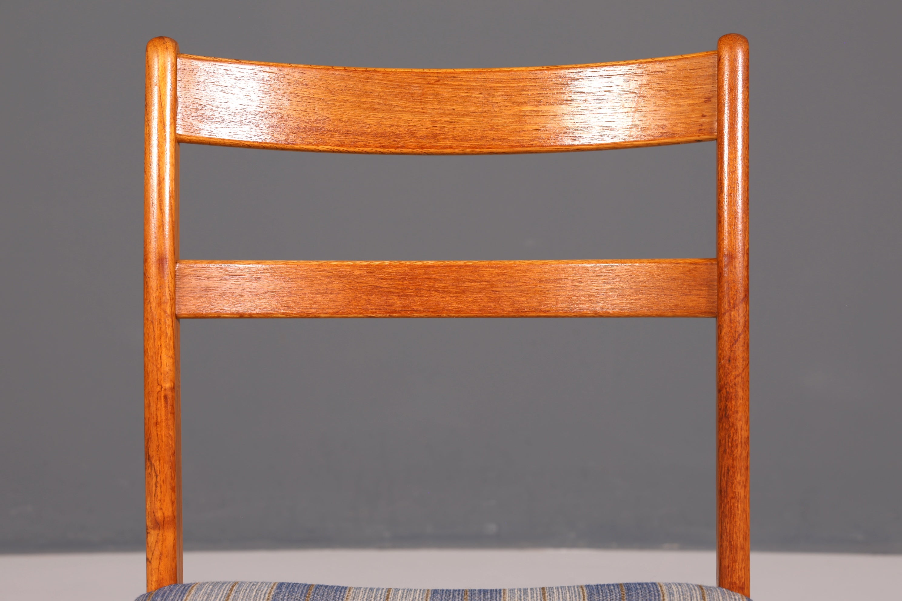 G403 Finish cm 4x Mid Century Teak Holz Stühle Made in Denmark Retro Stuhlset Danish Design Küchenstühle (Kopie)