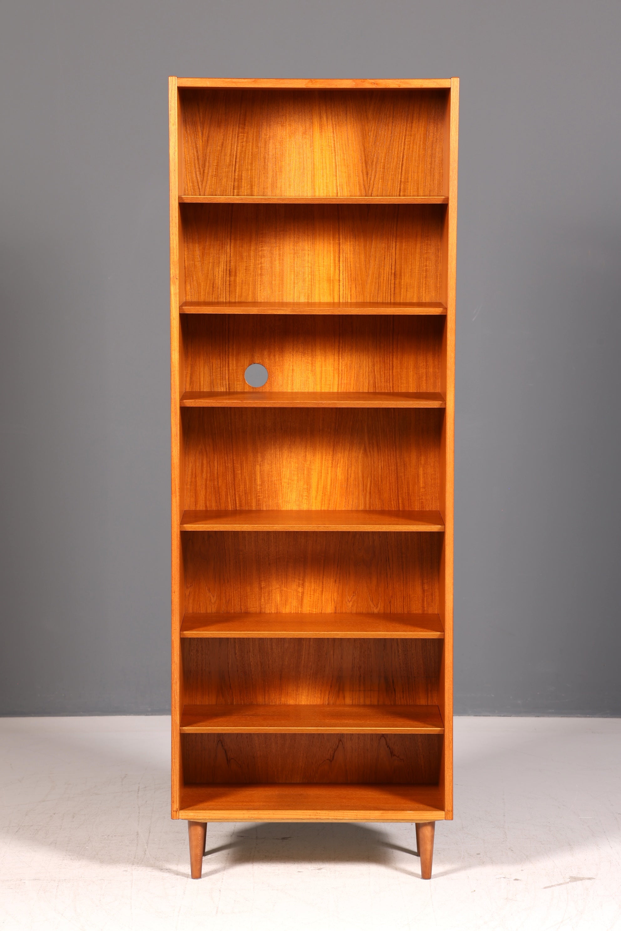 Schlichtes Mid Century Regal Echt Holz Bücherregal Vintage Standregal Retro 60er Schrank Buchregal Danish Wohnzimmer