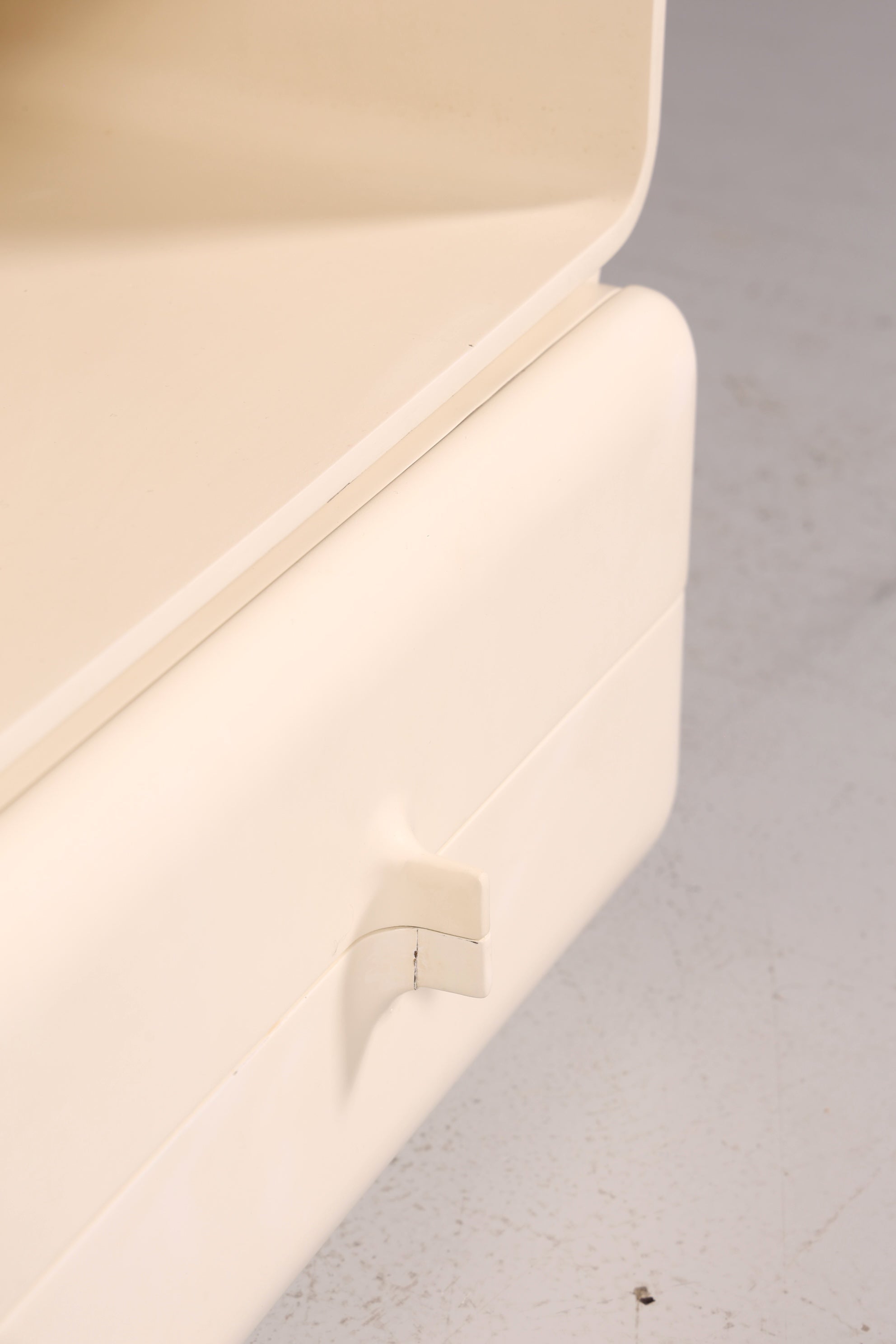 Commode rare du milieu du siècle, table de chevet modulaire style futuriste, design français, commode vintage, 4 sur 5