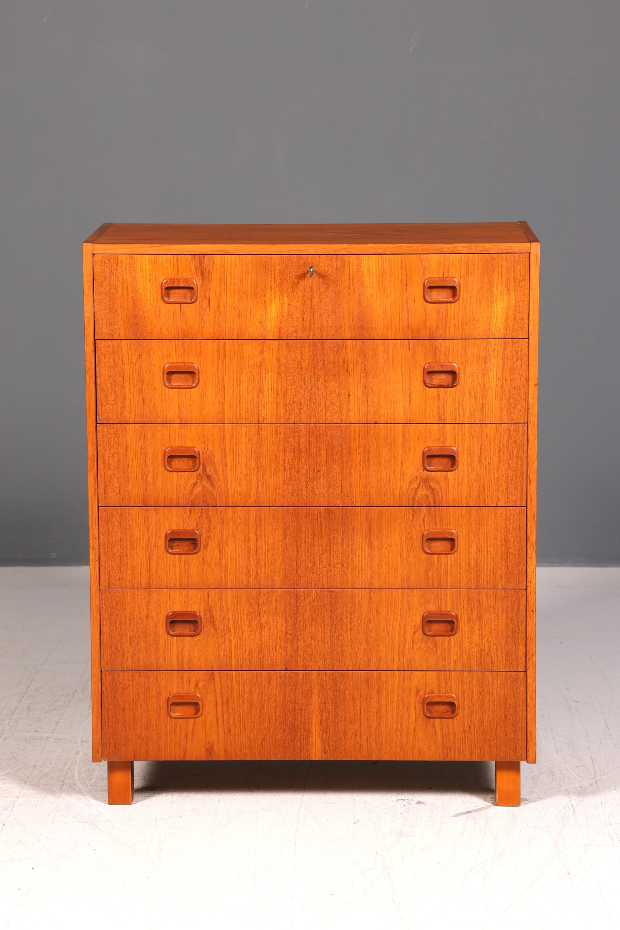 Wunderschöne Mid Century Kommode Teak Danish Design Vintage Vertiko 60s 70s Schrank Schubladenkommode Holz Retro