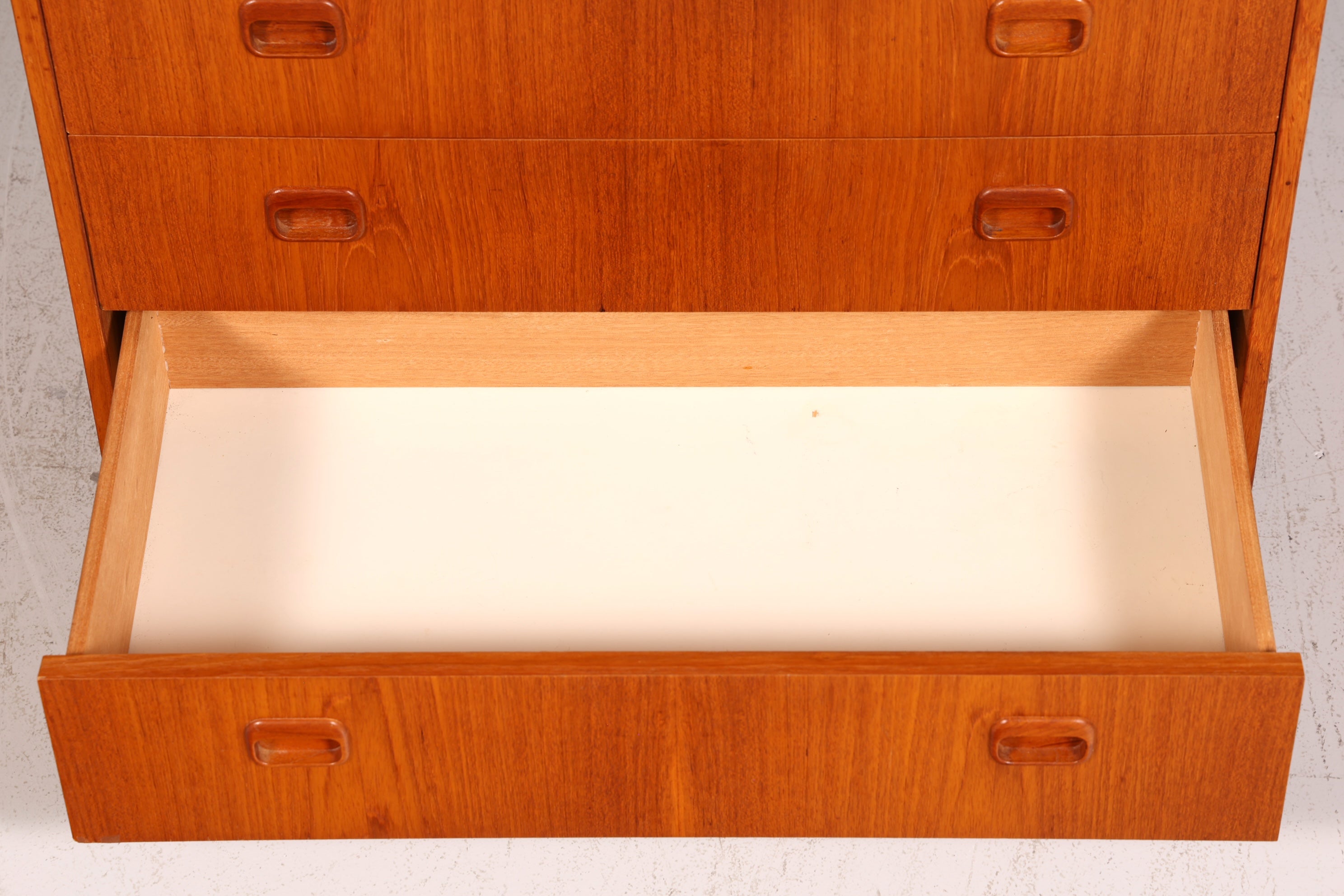 Wunderschöne Mid Century Kommode Teak Danish Design Vintage Vertiko 60s 70s Schrank Schubladenkommode Holz Retro