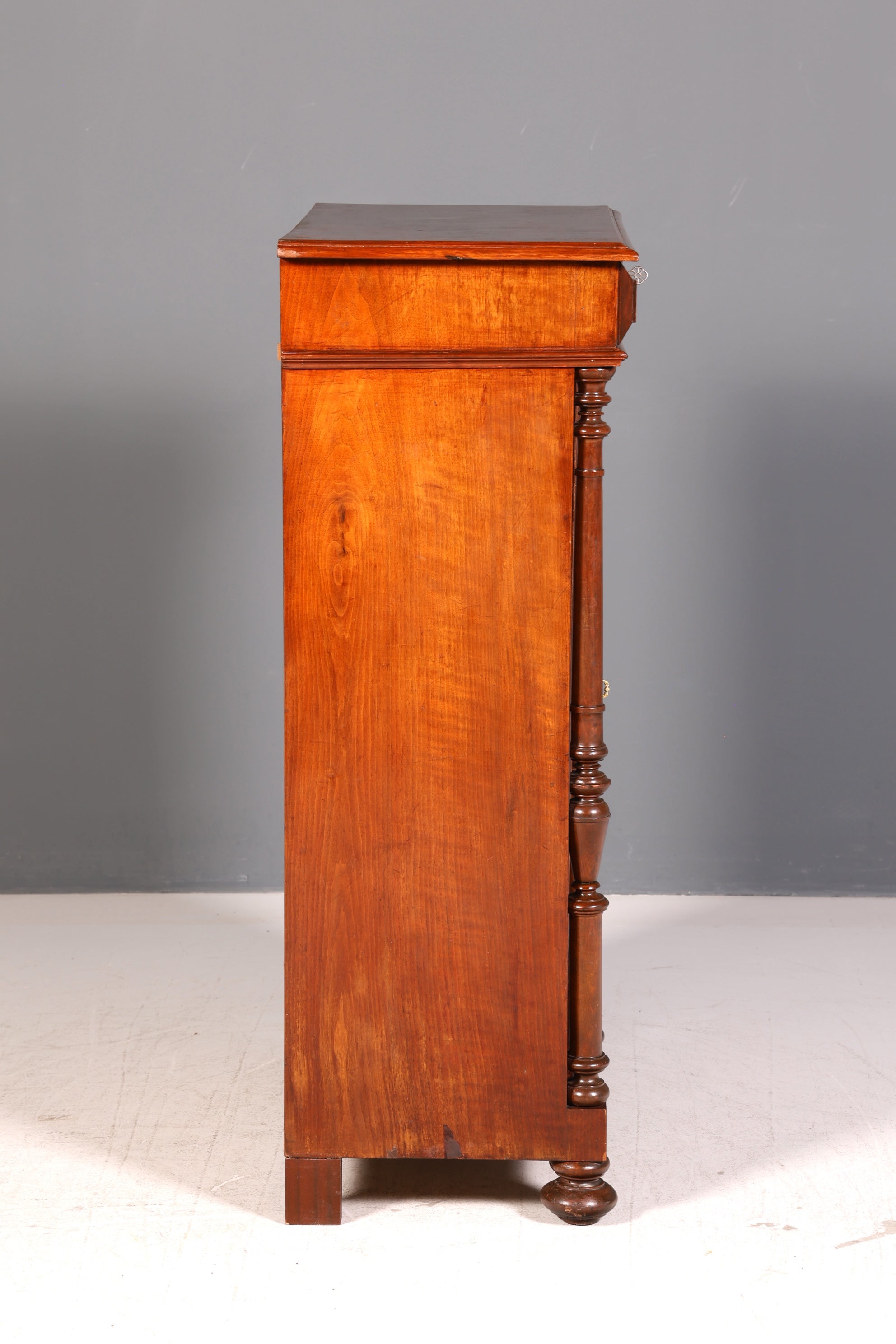Traumhaftes Gründerzeit Vertiko Jugendstil Schrank Antik Highboard Kommode