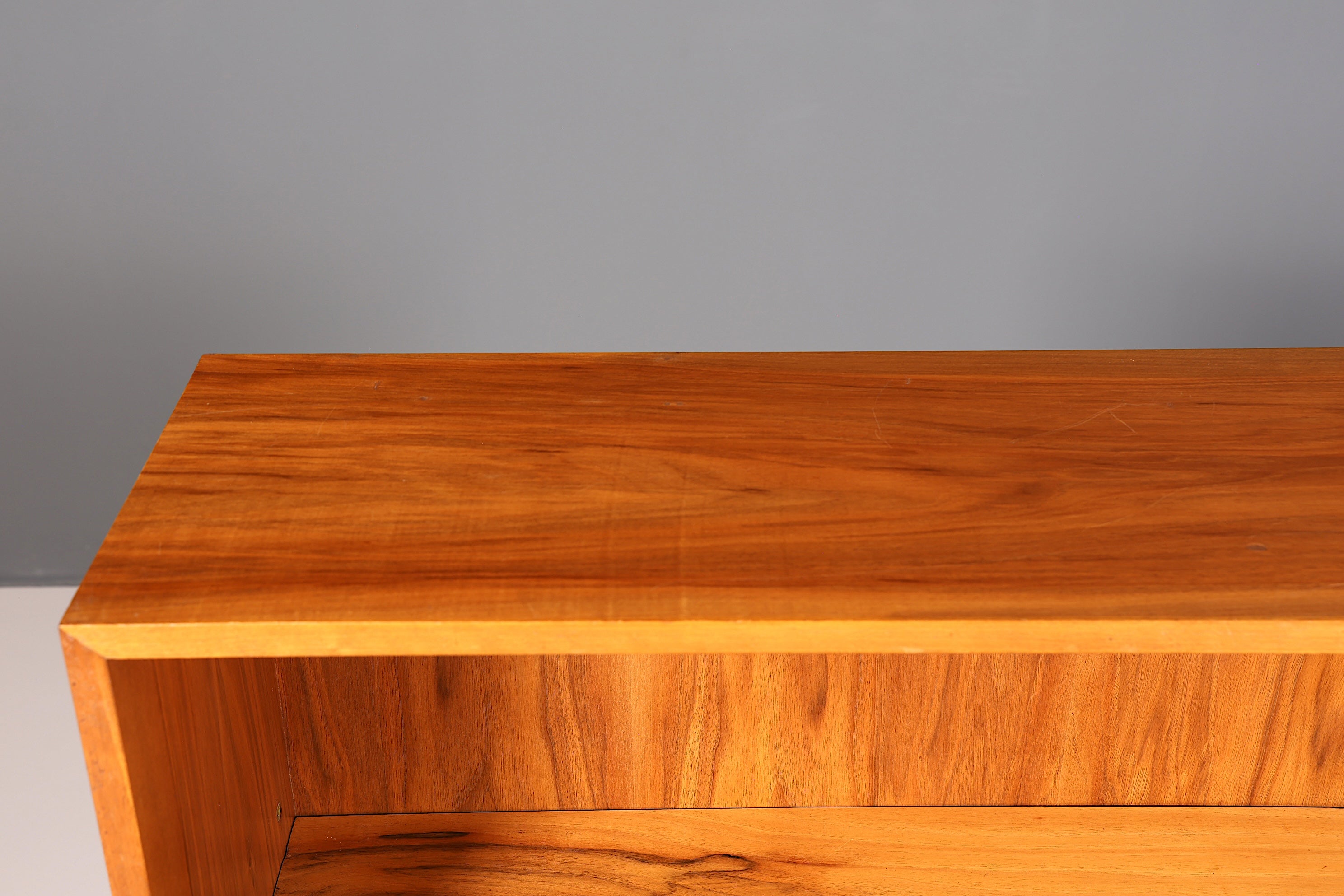 Magnifique étagère Musterring originale, bibliothèque moderne du milieu du siècle, style rétro, rangement pour livres en bois véritable