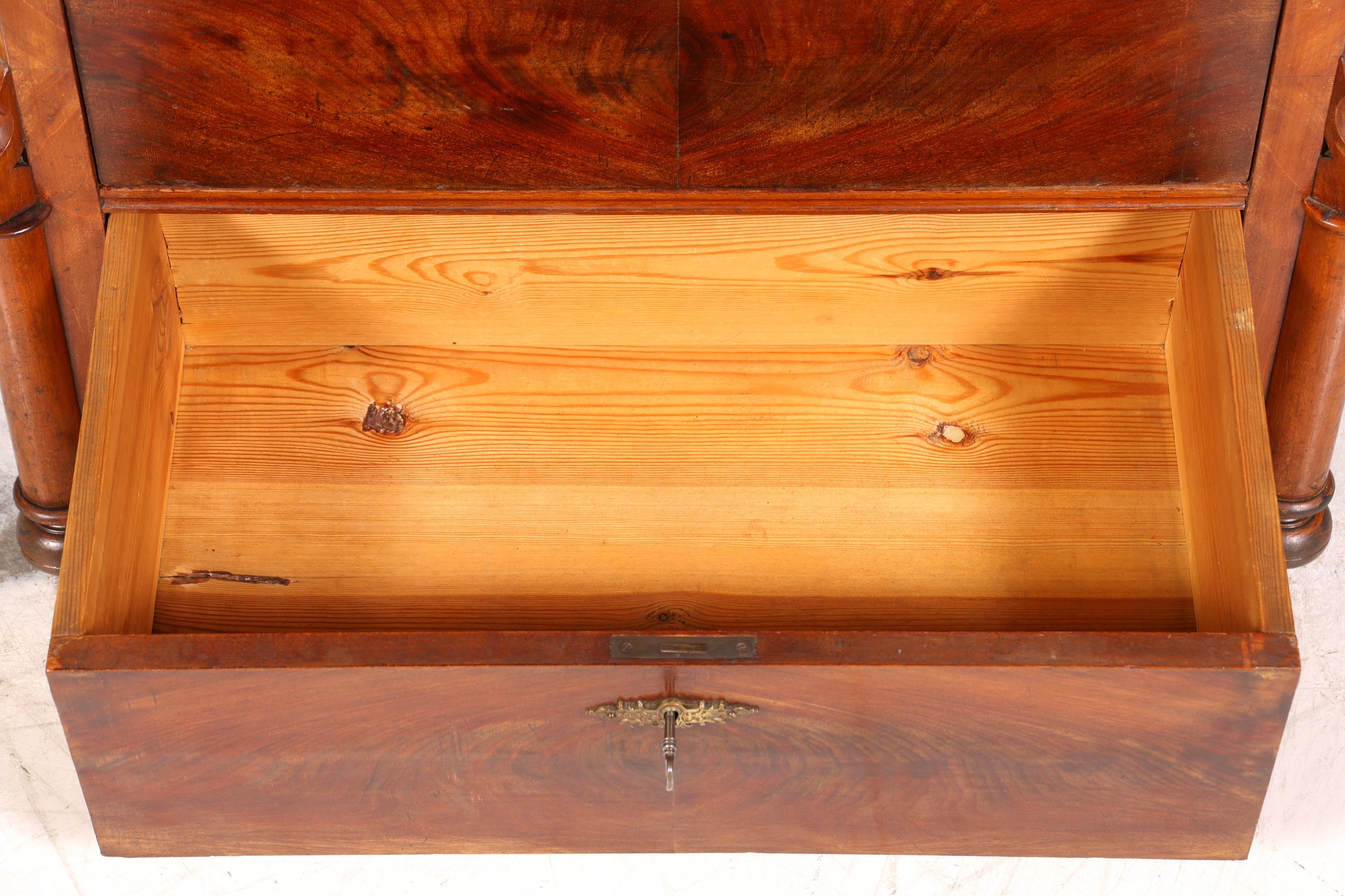 Wunderschöne Louis Philippe Kommode Gründerzeit Sideboard um 1880 Schubladenkommode Antik Wäschekommode