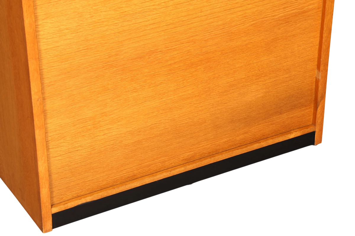 Stilvoller Mid Century Rollladenschrank Bauhaus Apothekerschrank Art Deco Büro Aktenschrank