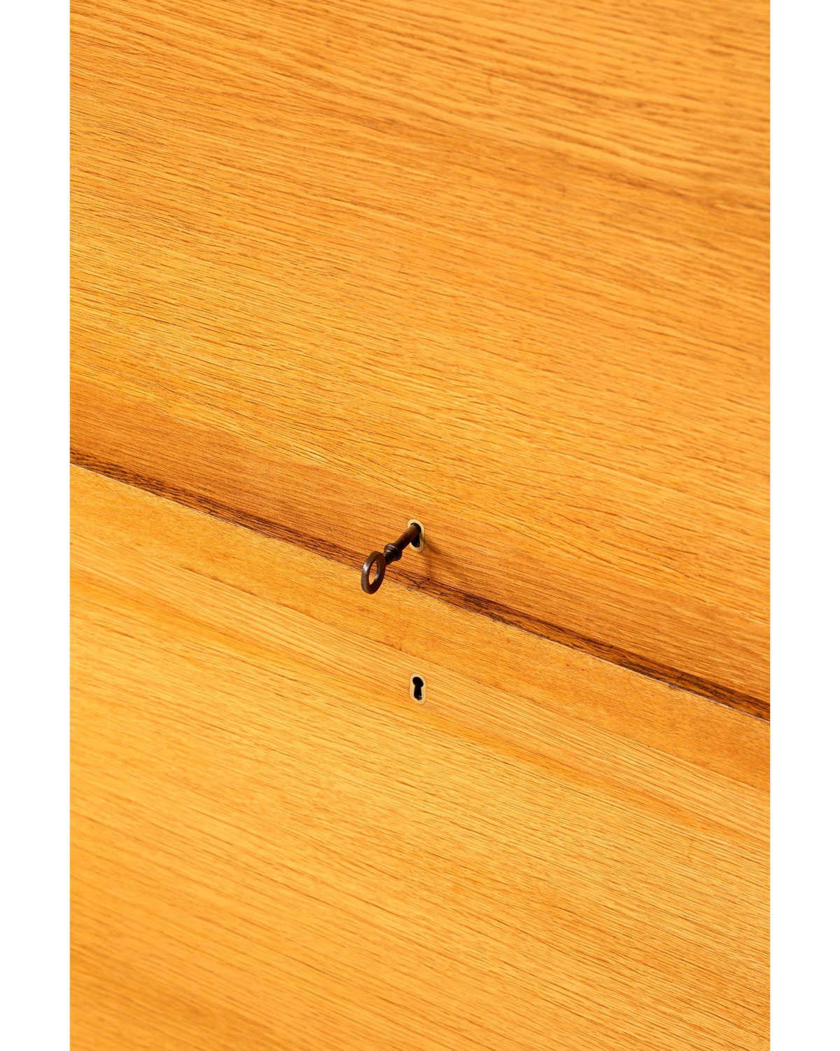 Stilvoller Mid Century Rollladenschrank Bauhaus Apothekerschrank Art Deco Büro Aktenschrank