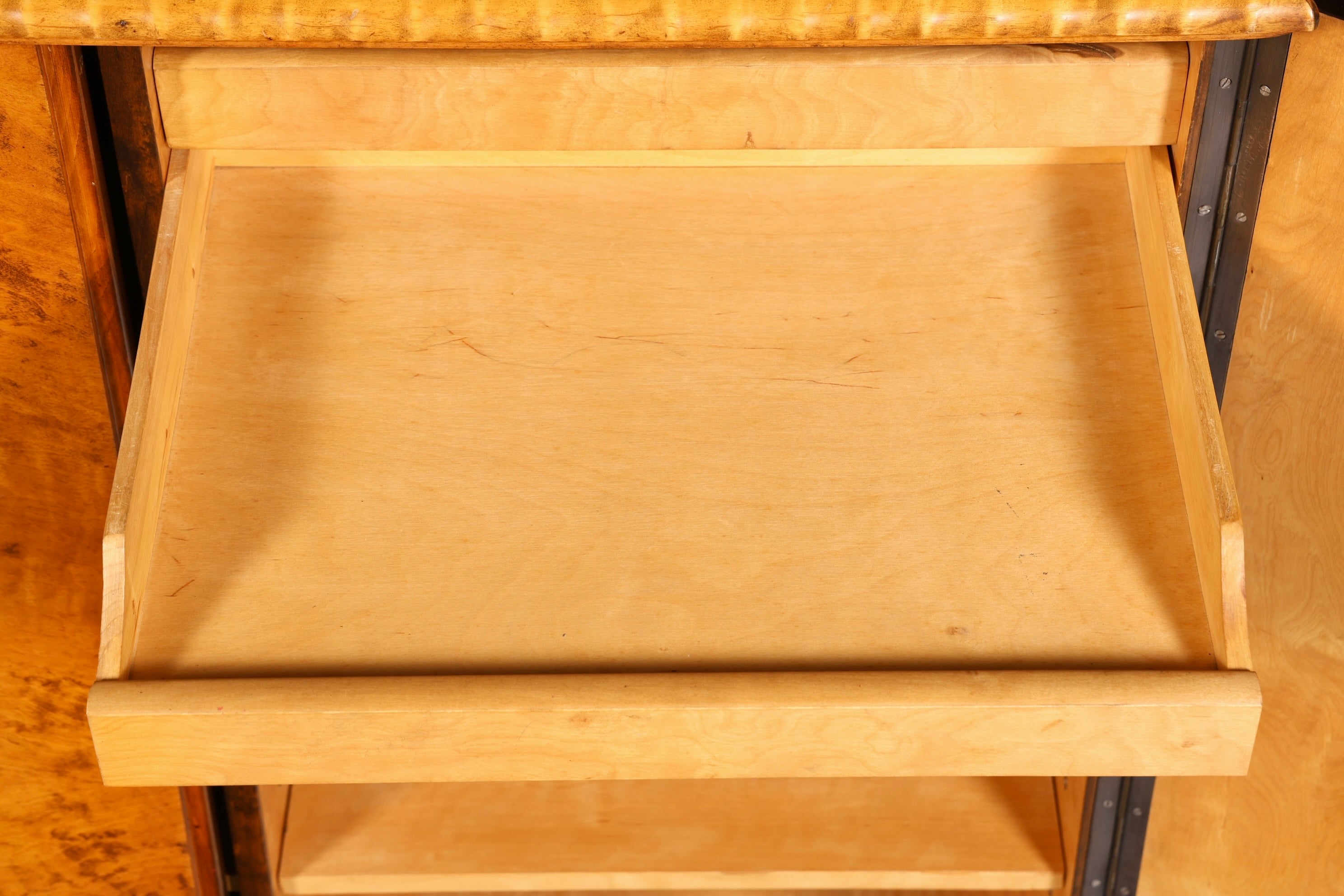 Élégant meuble Art déco d&