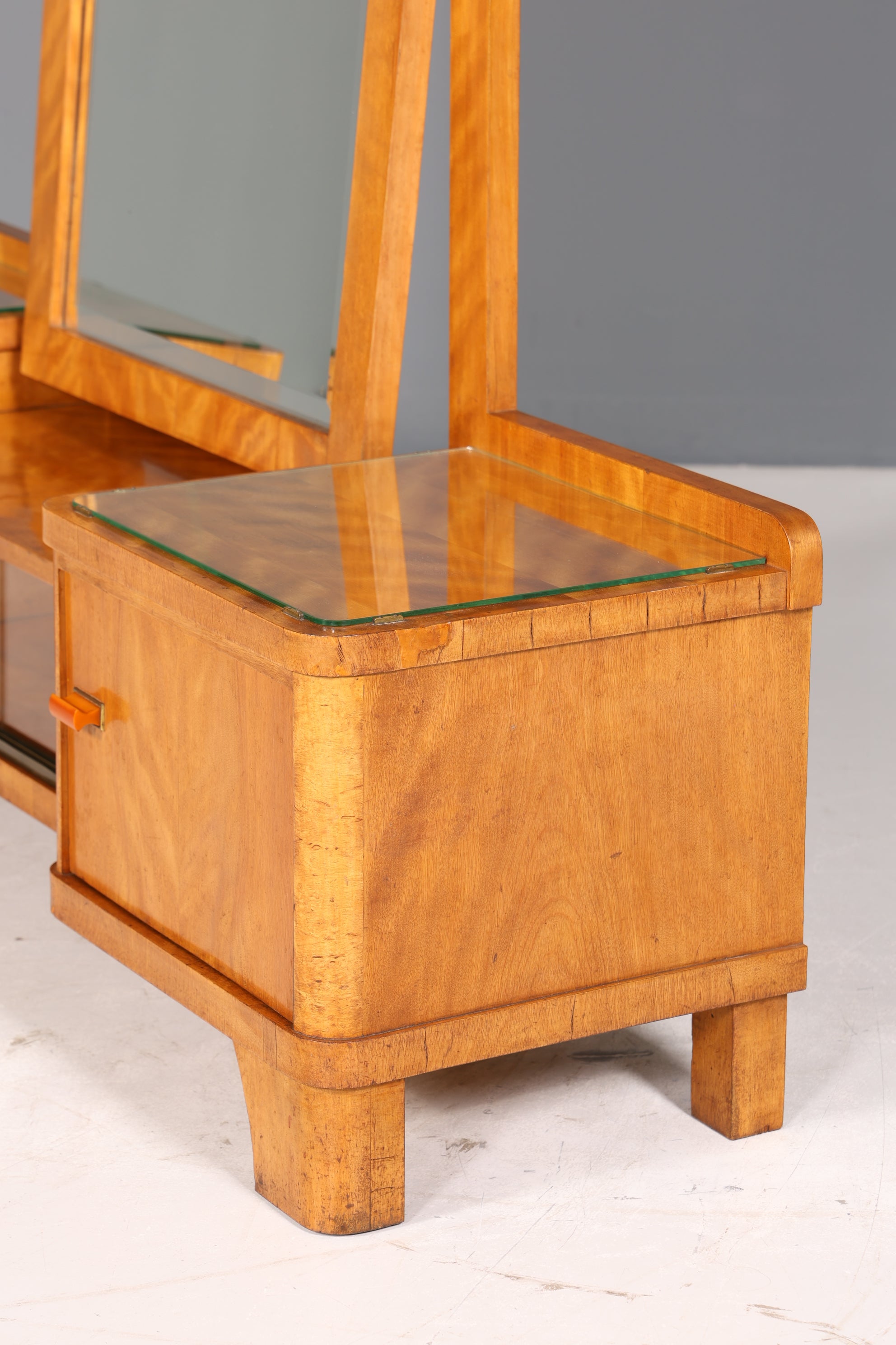 Wunderschöne Art Deco Spiegelkommode Antik Sideboard mit Spiegel Frisierkommode Vitrine