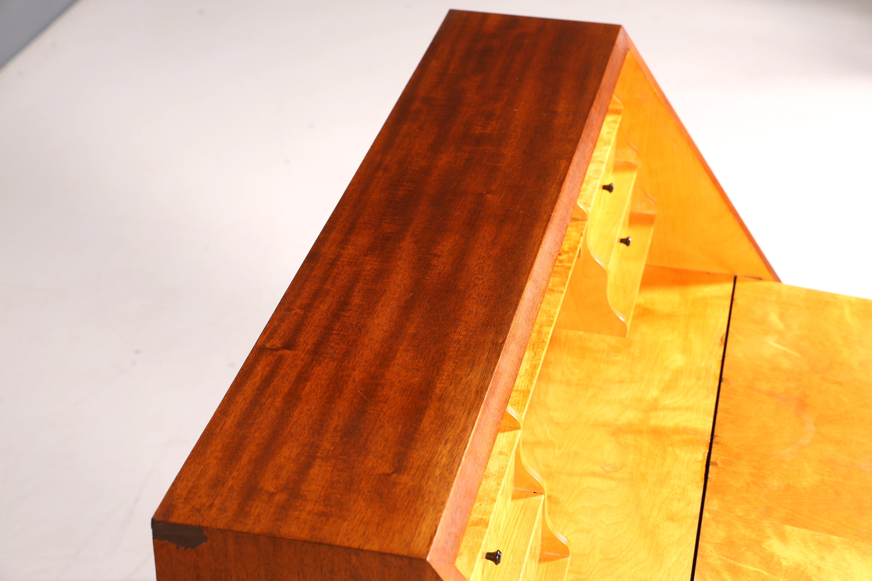 Stilvoller Sekretär im Englischen Stil Büro Kommode Schreibkommode Sekretär Kommode