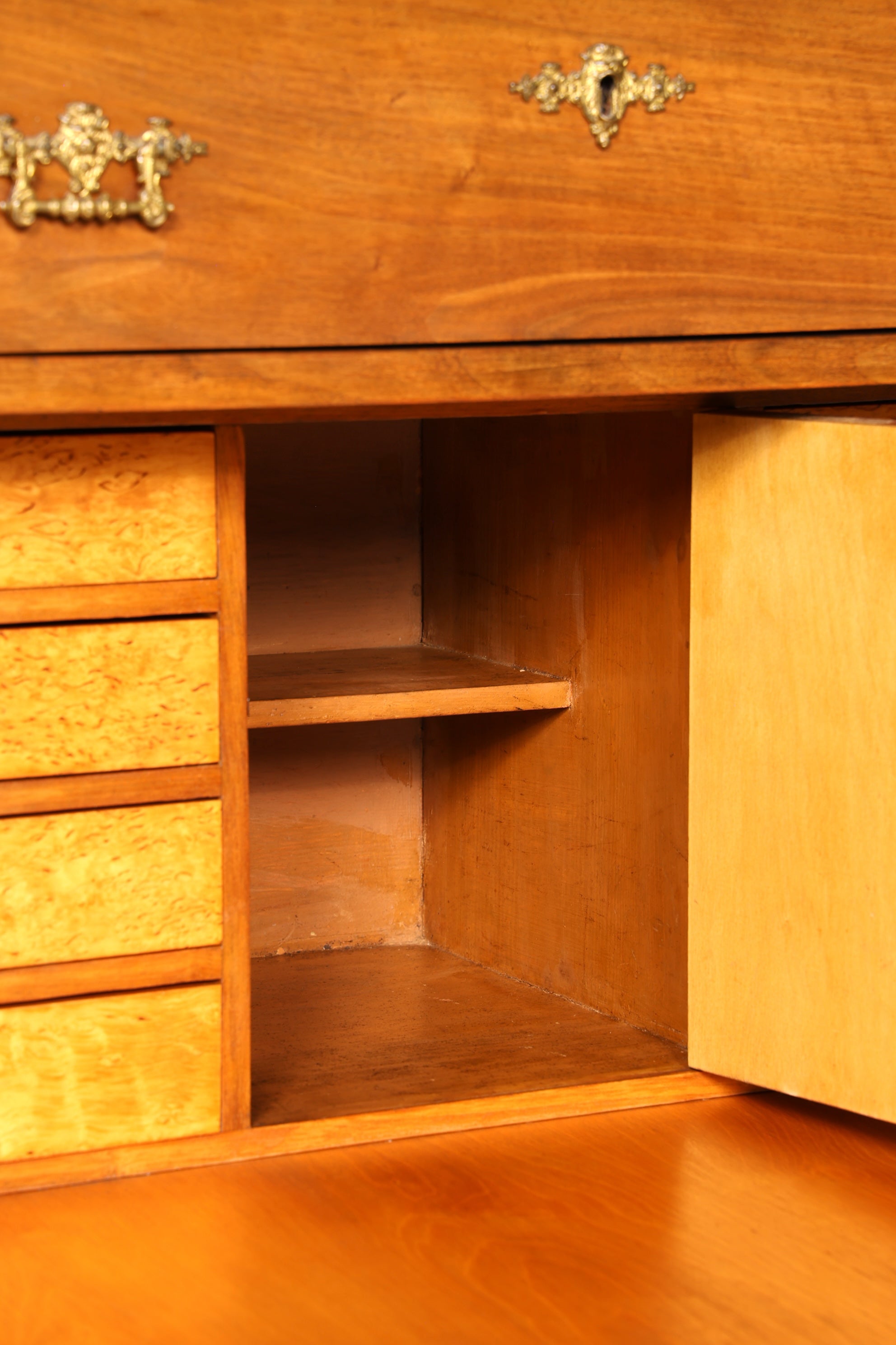 Secrétaire onirique Gründerzeit, vertiko, buffet haut, commode Louis Philippe vers 1880