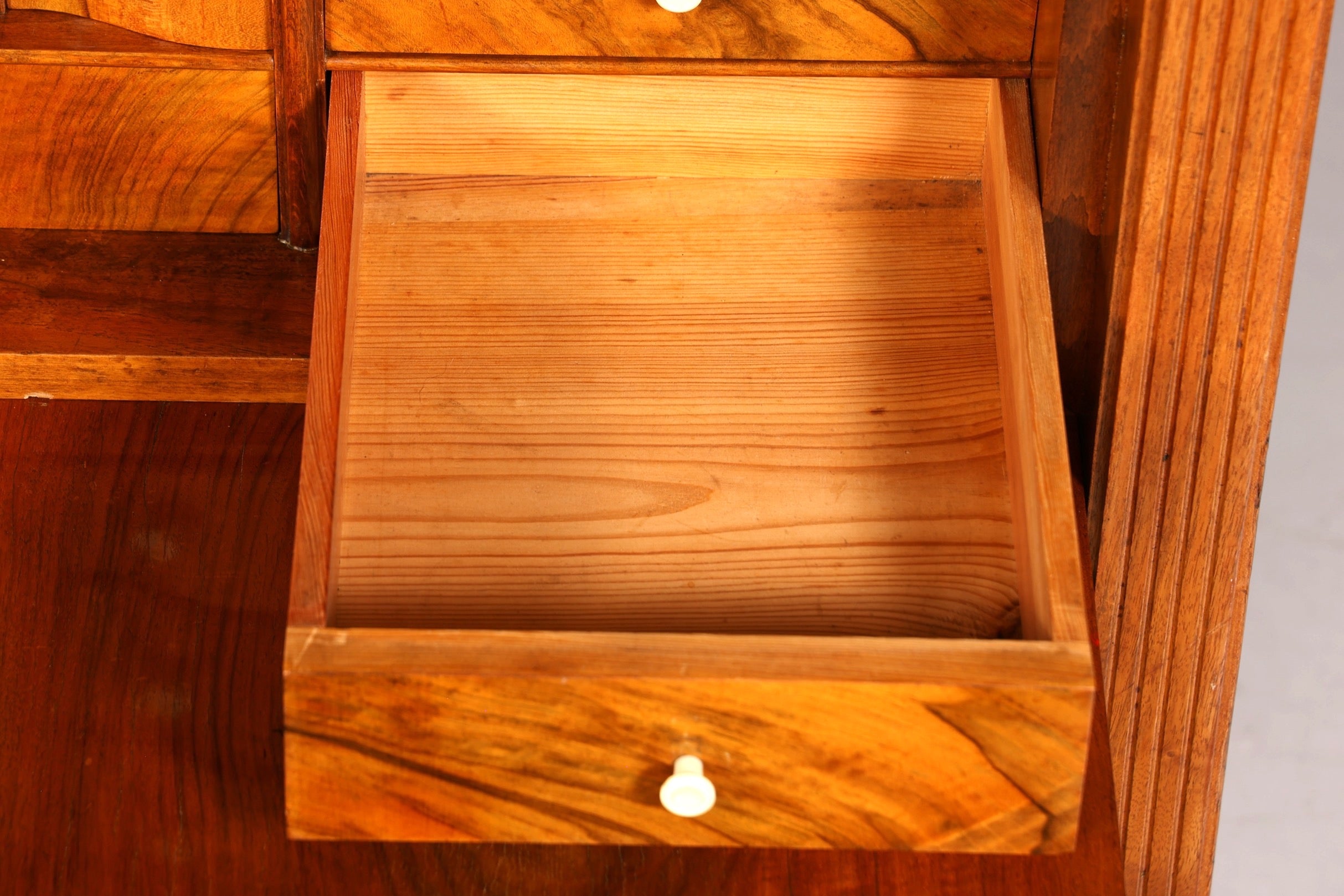 Stilvoller Biedermeier Sekretär Vertiko Louis Philippe Kommode Schubladenkommode