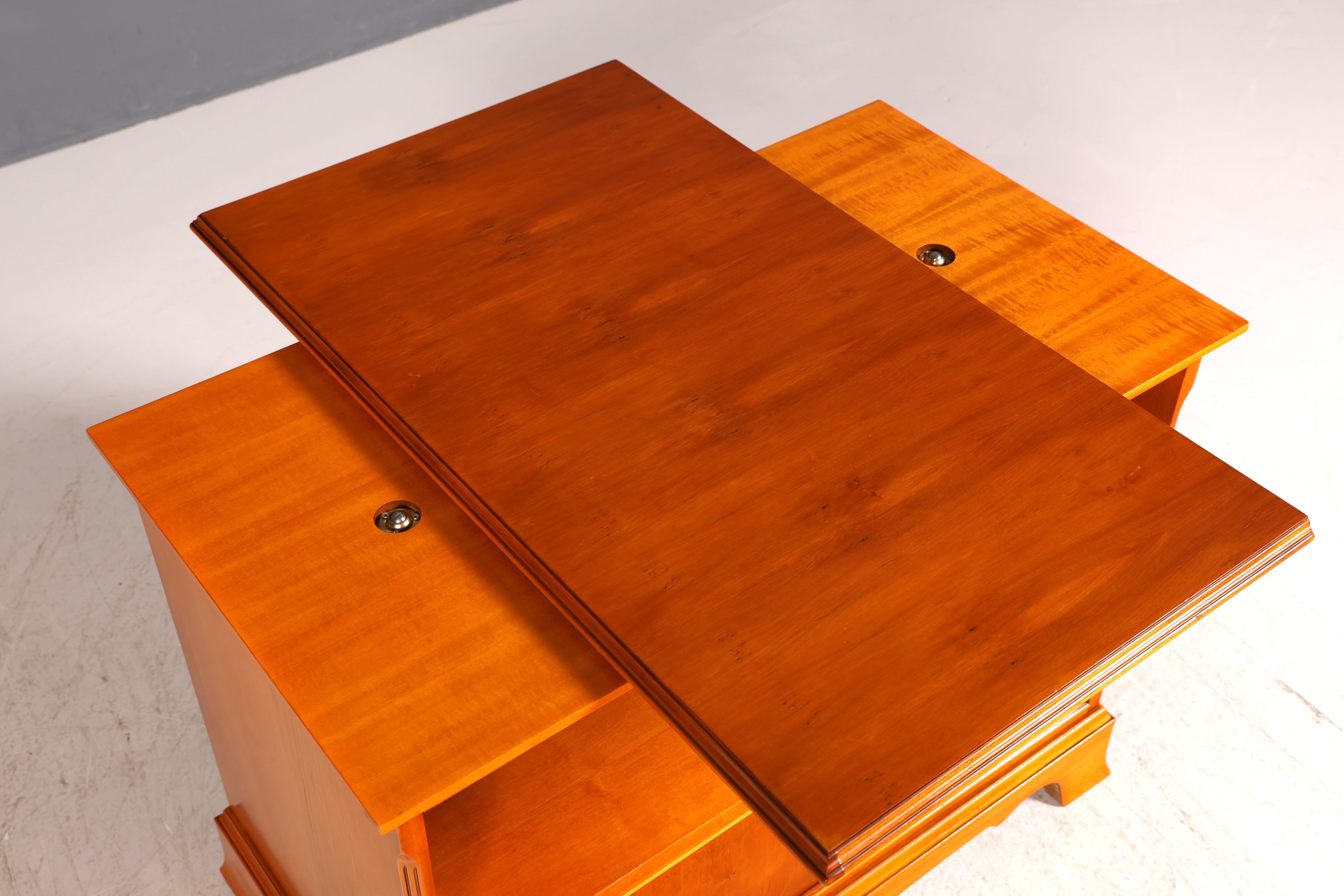 G022 Finish cm Traumhafte Englische Eibe Kommode echt Holz Schrank Antik 60er Jahre Möbel