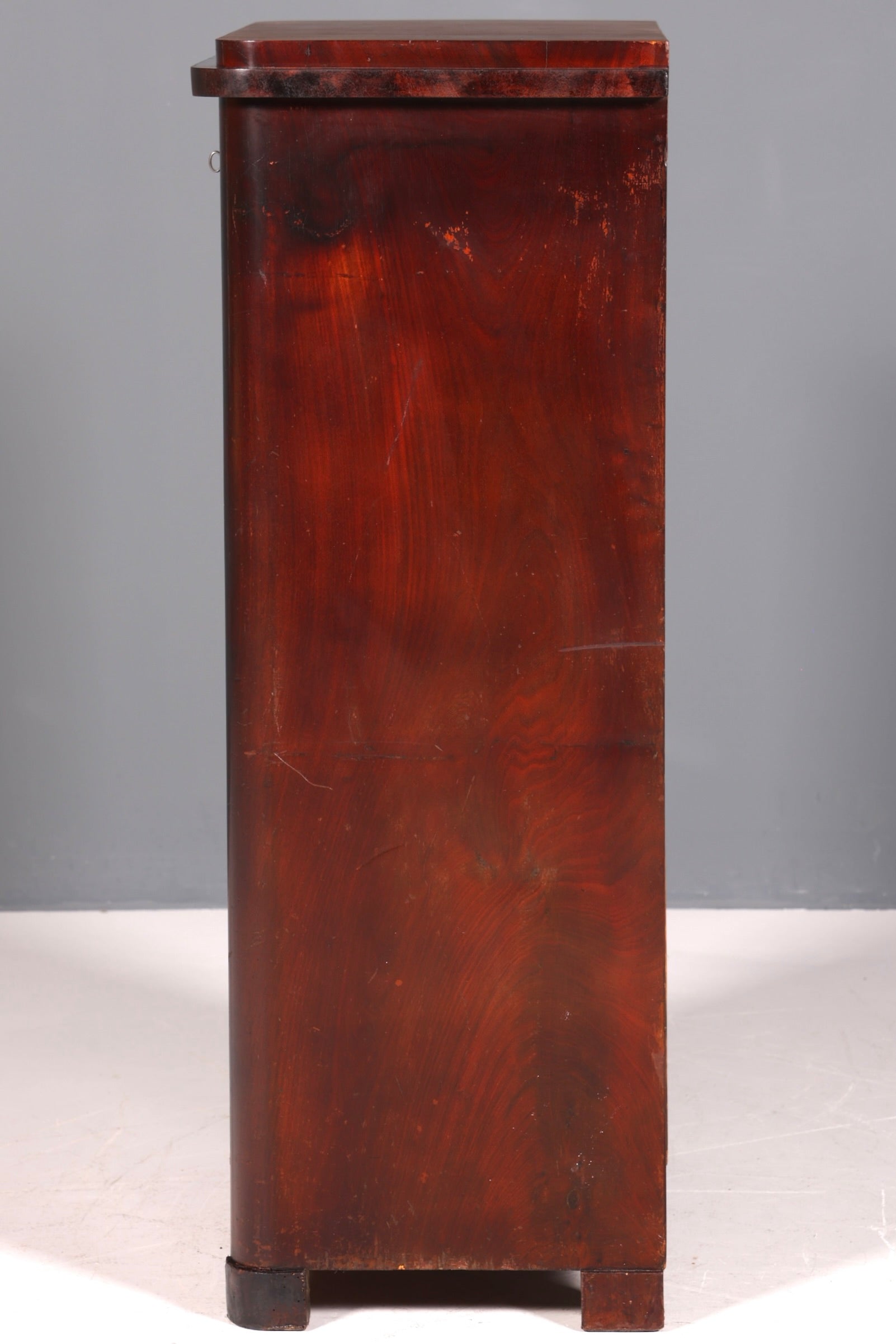 Beau chiffonnier Louis Philippe vers 1880, cabinet vertiko Gründerzeit (fin XIXème siècle), Semainier