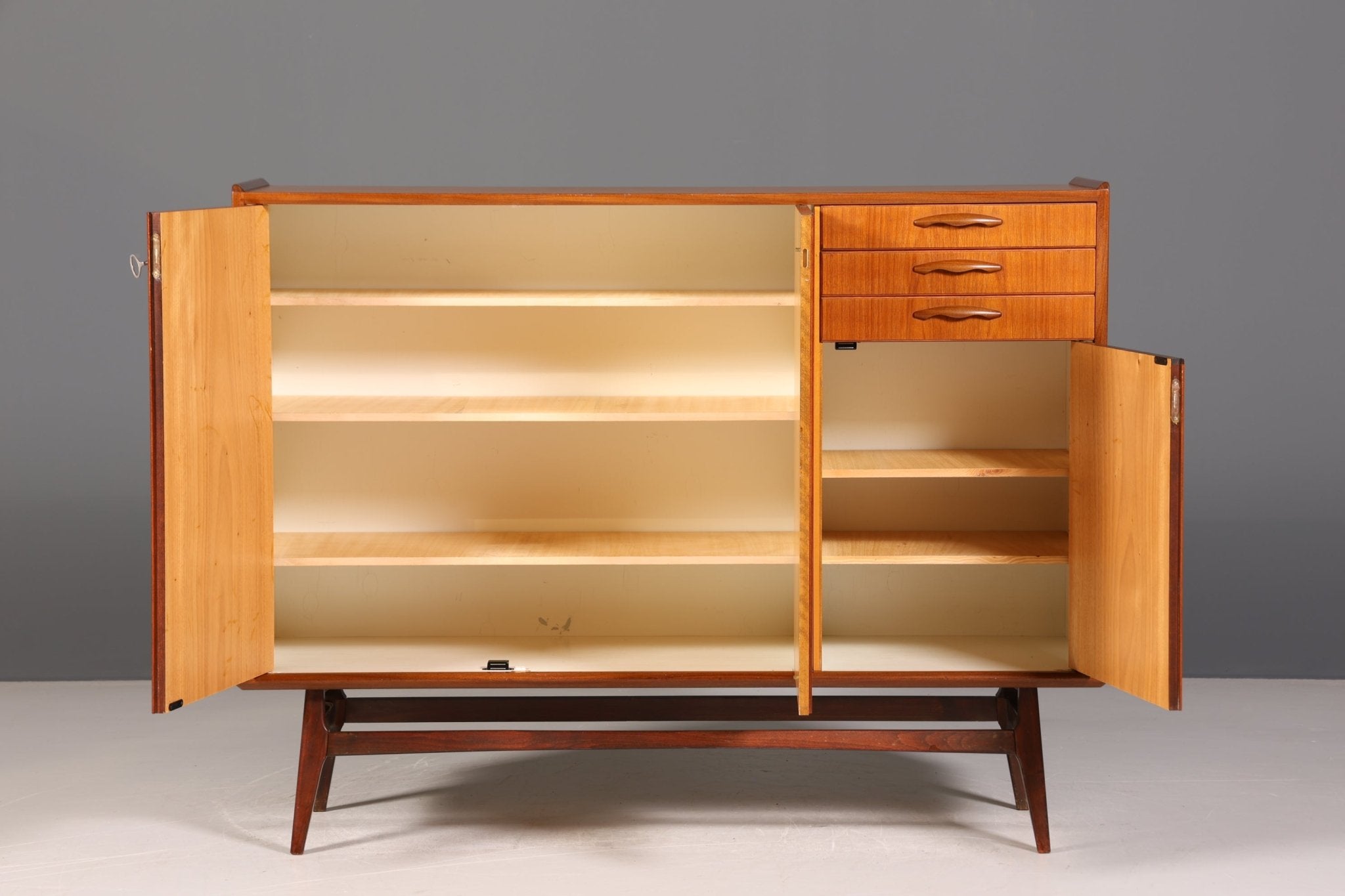 Stilvolles Mid Century Highboard Sideboard Vintage Schrank 60er Jahre Büro Kommode Aktenschrank