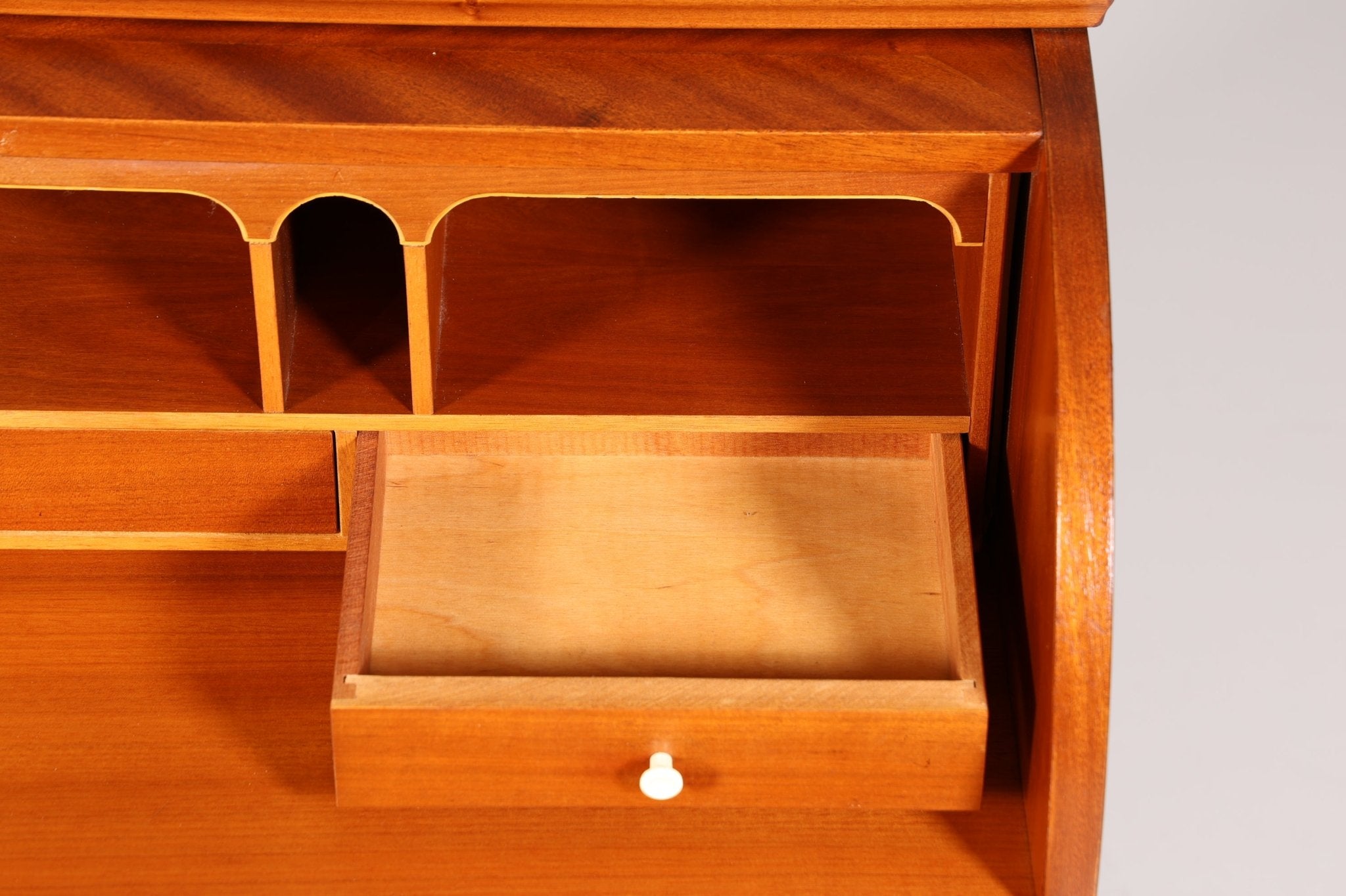 Wunderschöner Mid Century Rollladen Sekretär Danish Design Schreibtisch echt Holz Schrank