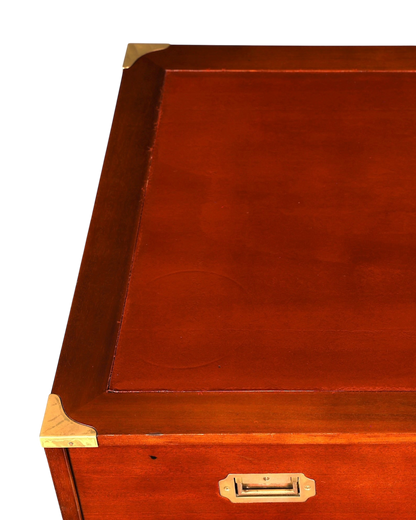 Hauptstadt Möblerei maritimer Schreibtisch im Military Chest Stil aus Holz mit brauner Lederauflage und Messing-Ecken