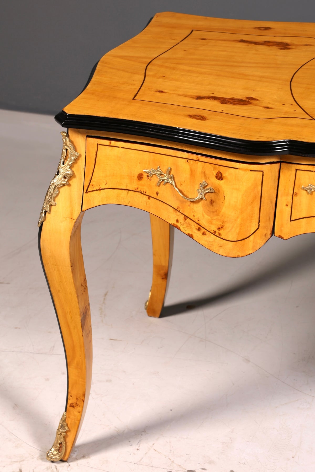 Wunderschöner Louis XV Stil Schreibtisch French Office Desk Antik Stil Bürotisch Massivholz