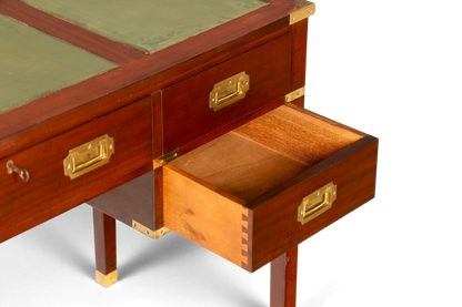 F945 Finish Edler Maritimer Schreibtisch Englischer Military Chest Bürotisch Office Table mit echt Lederauflage