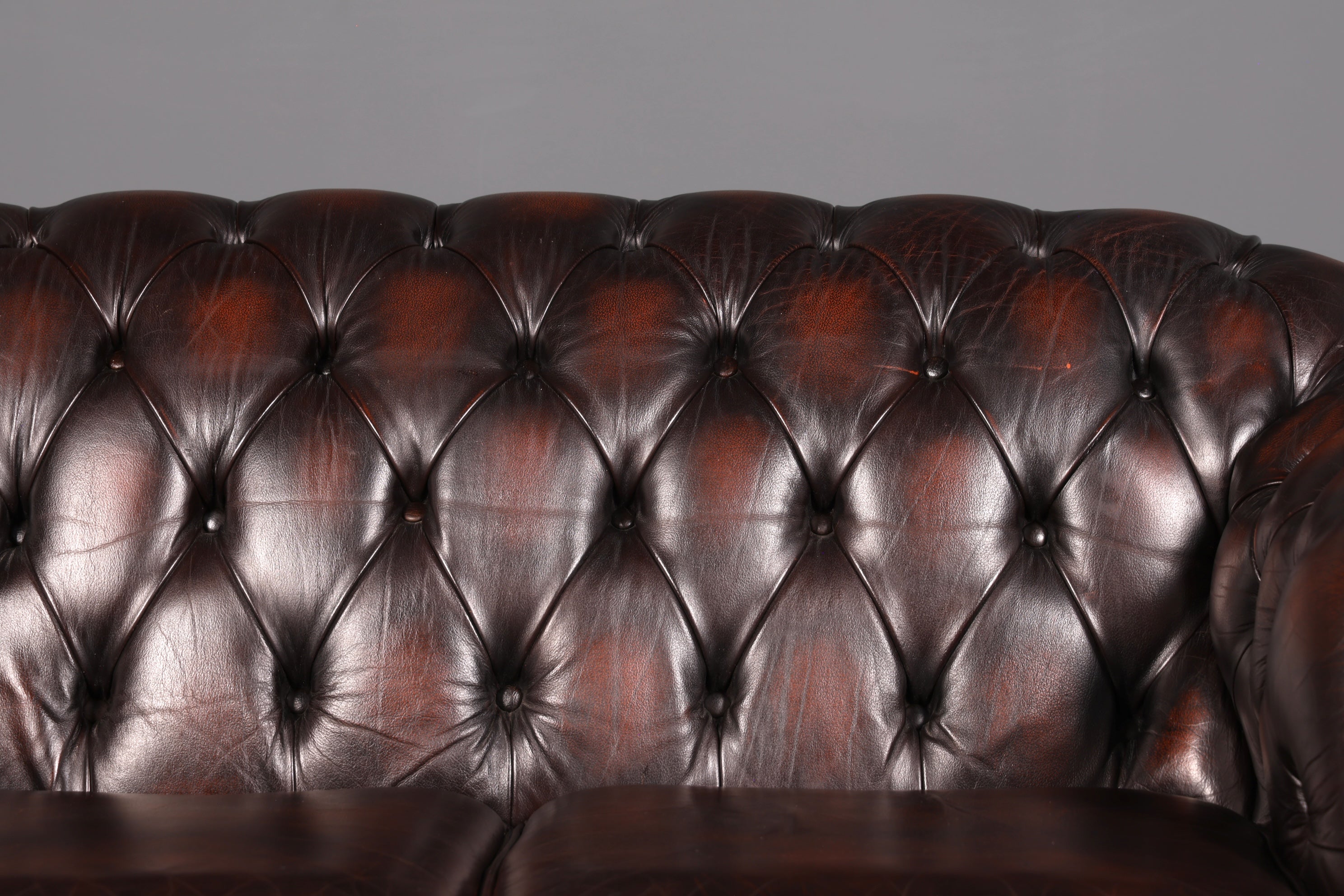 Wunderschöne Original Chesterfield Centurion 2-Sitzer Couch Echt Leder Sofa Englisch UK Antik Vintage