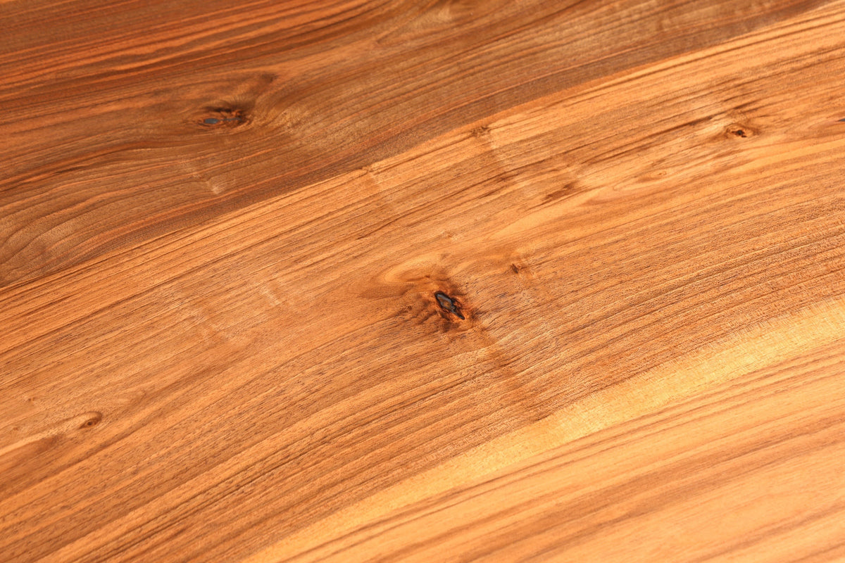 Wunderschöner Nussbaum Tisch 240cm-95cm Esszimmer Tisch Baumkanten Platte massiv Holz Küchentisch