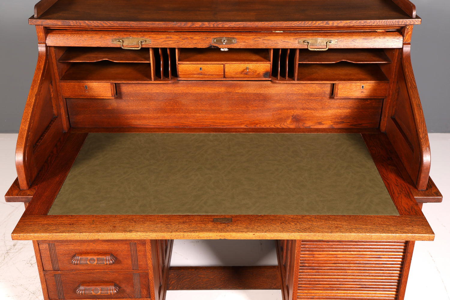 Magnifique secrétaire de style Bauhaus, bureau Art déco, secrétaire à rideau, antiquité vintage en chêne