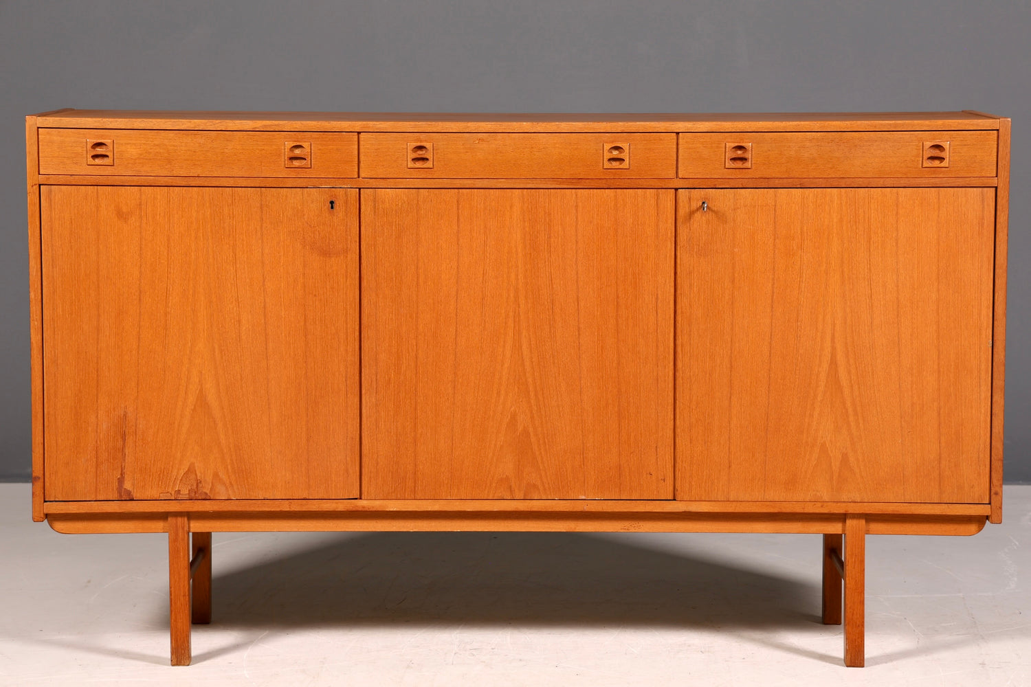 G203 Finish Teak Wunderschönes Mid Century Sideboard Vintage TV Kommode 60s Schrank (Kopie)