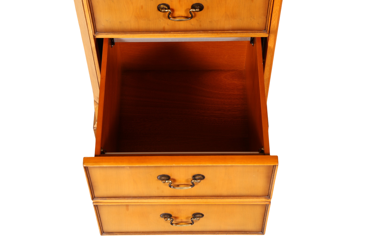 Hauptstadt Möblerei Heldense antika tarzda eibenholz çekmeceli çalışma masası açık çekmece detayı