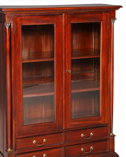 Hauptstadt Möblerei Vitrinenschrank aus dunklem Holz mit zwei Glastüren und zwei Schubladen im klassischen Stil