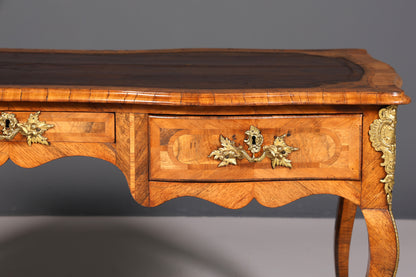 Bureau Louis XV original et majestueux de 1780, bureau plat français en cuir véritable, bureau de bureau ancien