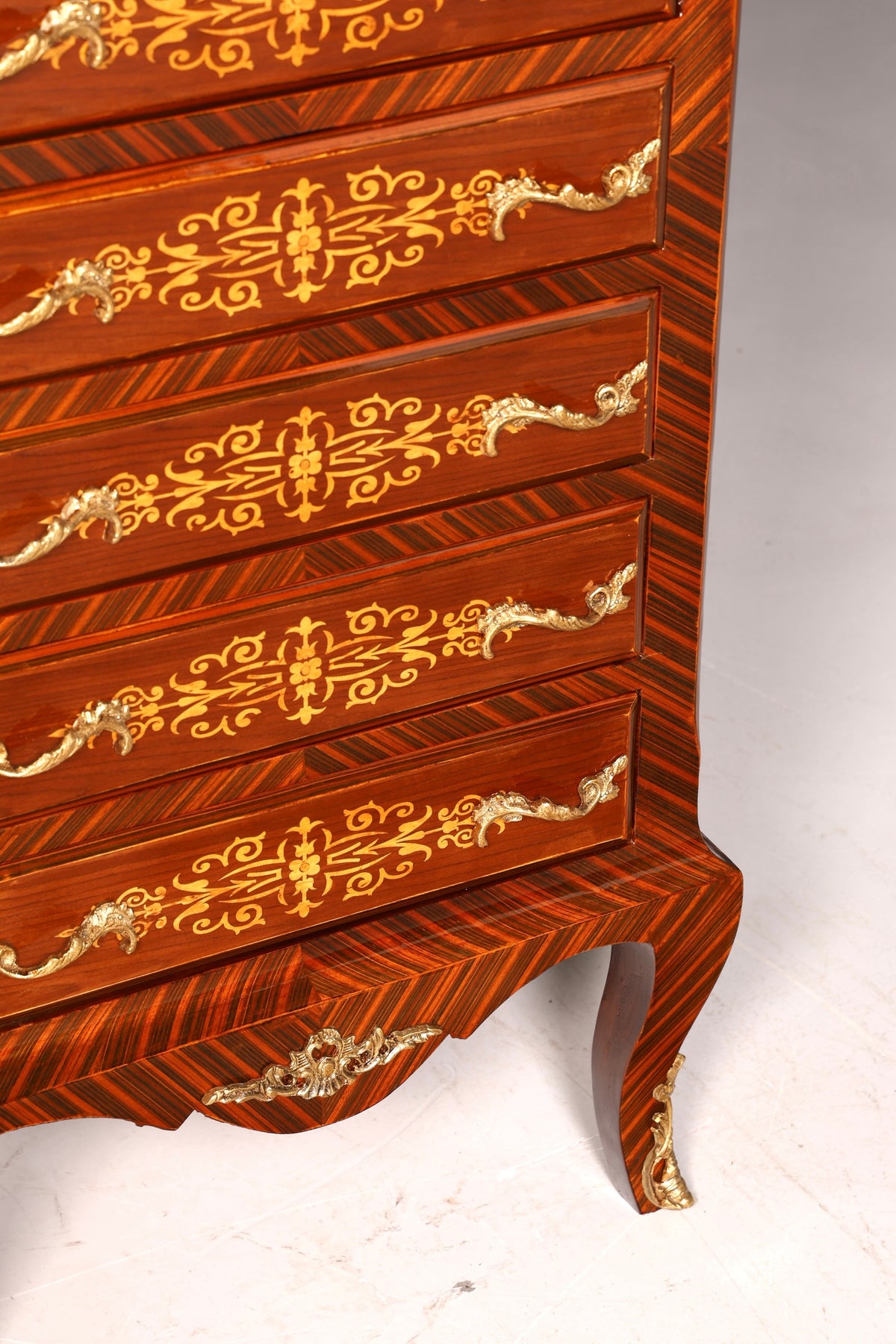 Magnifique buffet haut de style baroque Louis XV, marbre, vertiko, commode marquetée