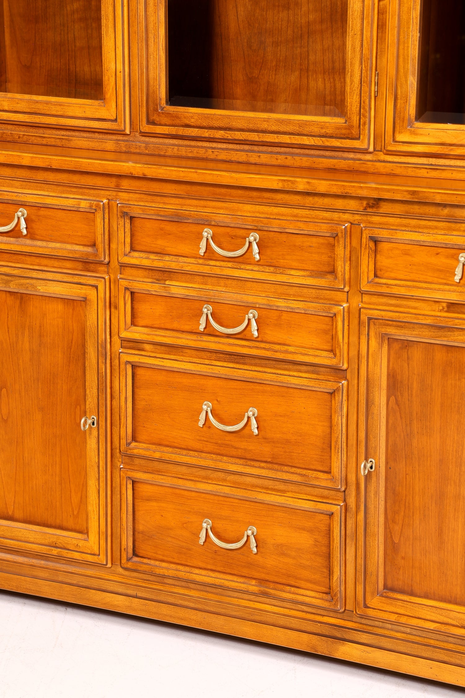 Wunderschöne Original Selva Vitrine Villa Borghese Antik Massivholz Buffet Schrank Bibliothek Glasvitrine Made in Italy