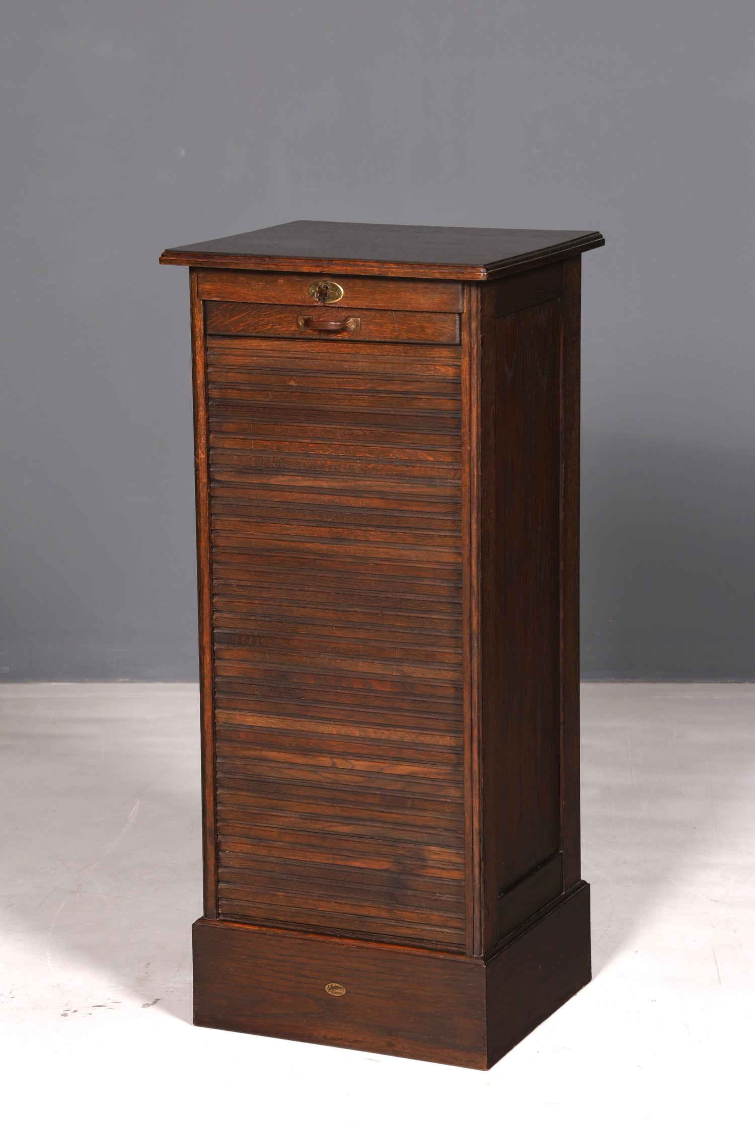 Armoire à rideau Bauhaus sobre armoire à jalousie armoire à dossiers Art déco armoire de bureau ancienne vintage