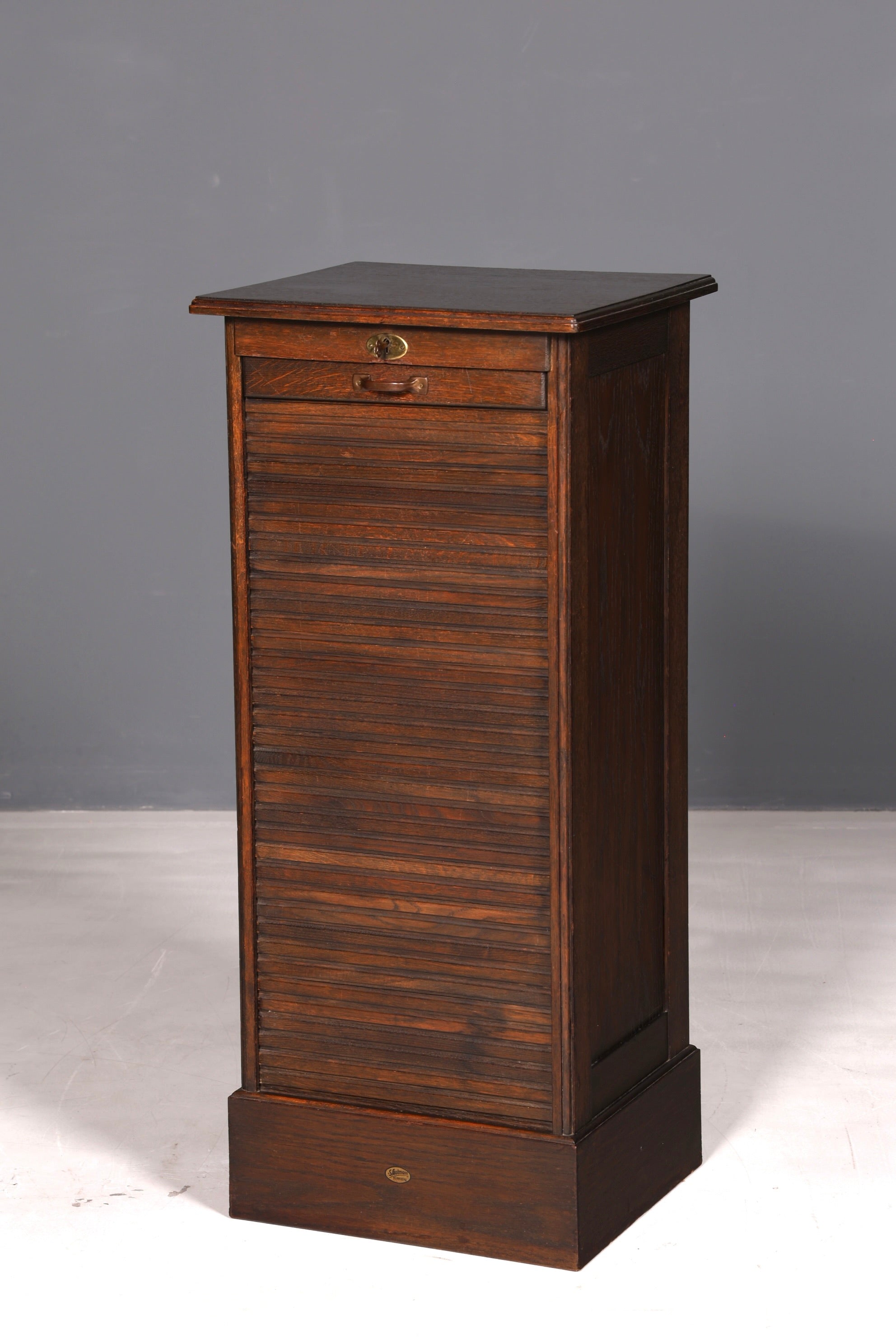 Armoire à rideau Bauhaus sobre armoire à jalousie armoire à dossiers Art déco armoire de bureau ancienne vintage
