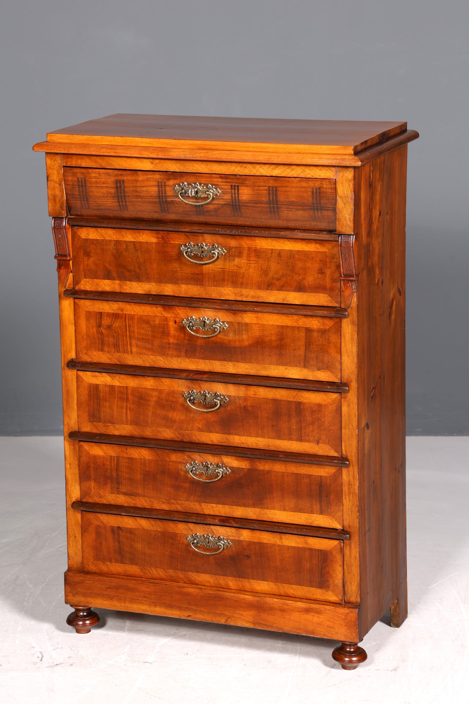 Commode élégante Gründerzeit vers 1890, vertiko Art Nouveau, chiffonnier antique, commode en lin