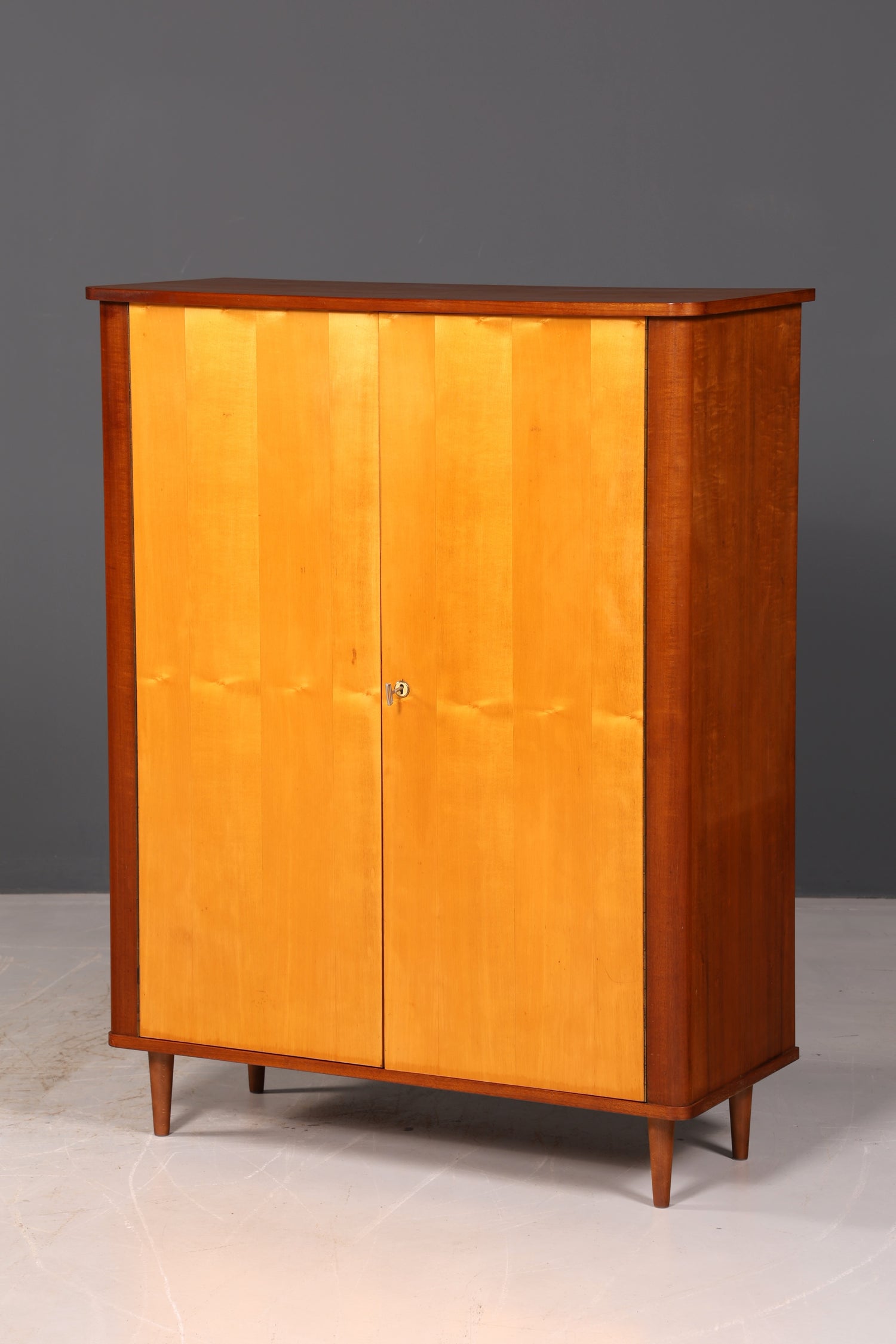 Wunderschöner Mid Century Schrank 60er Jahre Wäscheschrank Aktenschrank Kommode Vertiko Highboard Vintage
