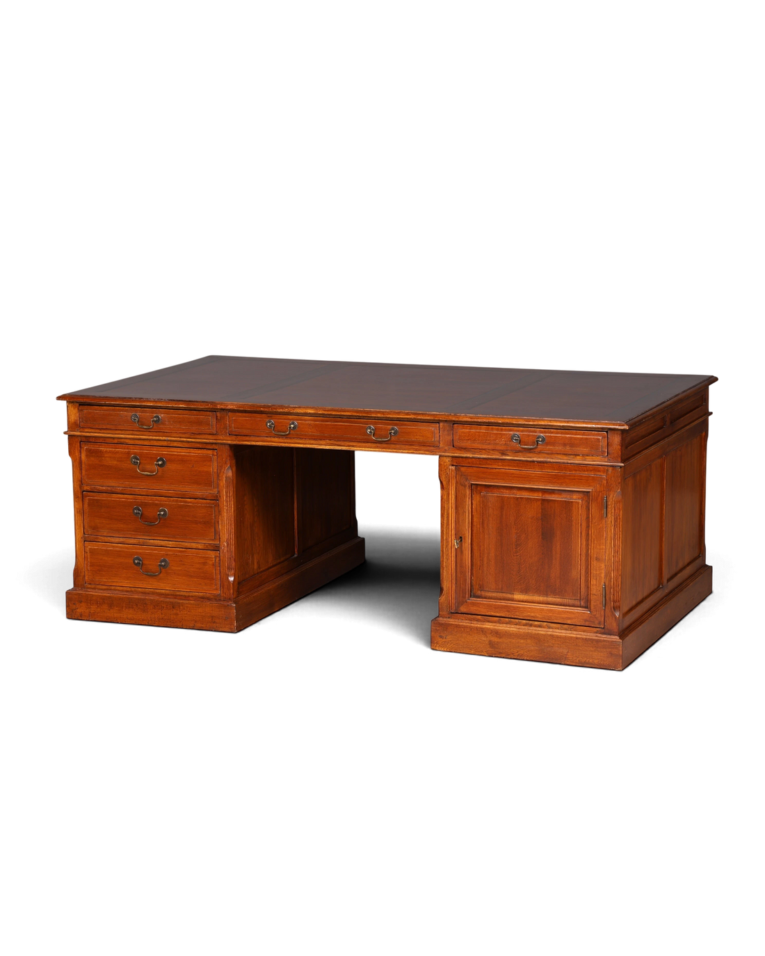 Hauptstadt Möblerei englischer XXL Partnerdesk aus massivem Holz im Vintage-Stil mit zahlreichen Schubladen