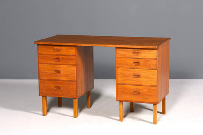 Magnifique bureau vintage de style danois, design des années 50, en bois de teck.