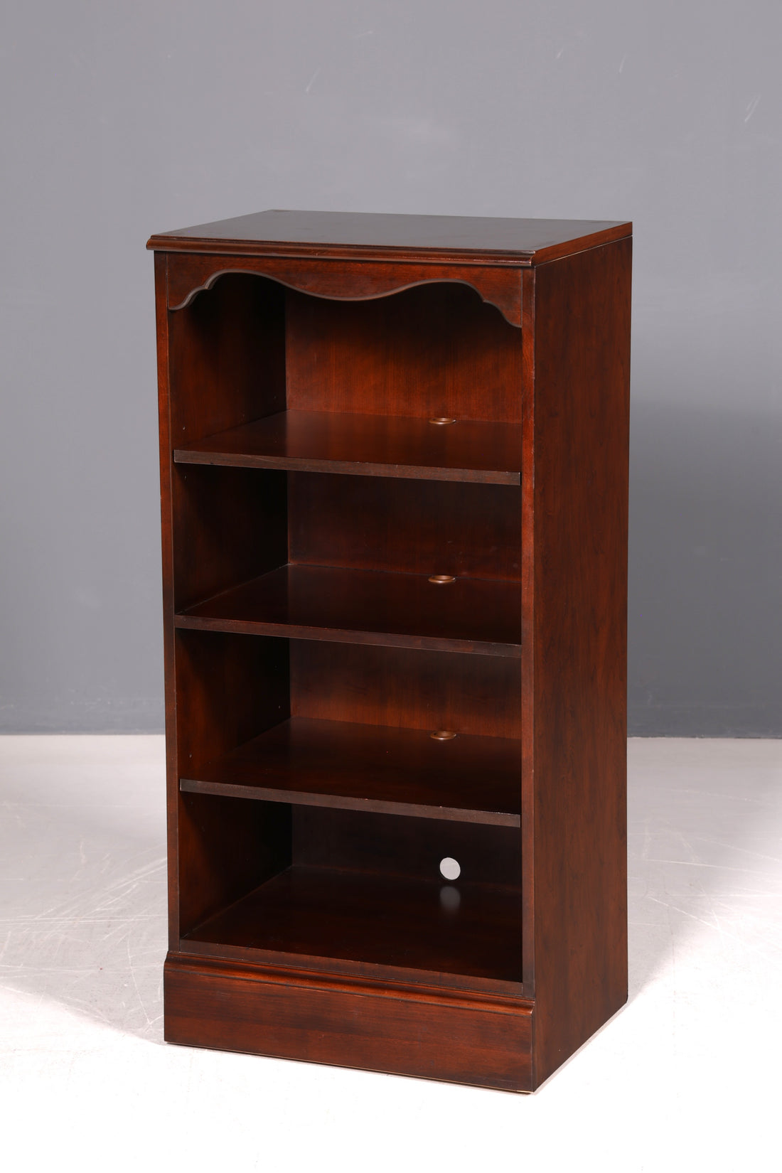 Bibliothèque originale Drexel Heritage élégante USA étagère à livres design 1 sur 2