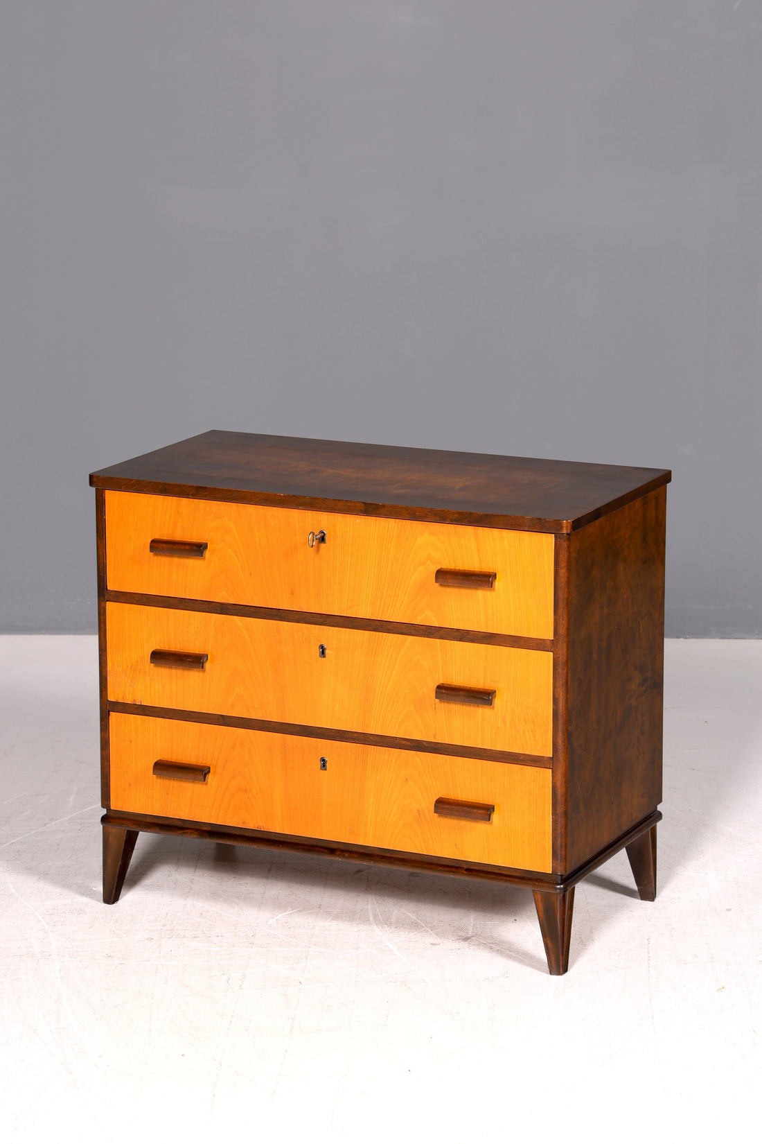 Magnifique commode Mid Century vintage meuble TV 60s armoire commode de couloir armoire pliante