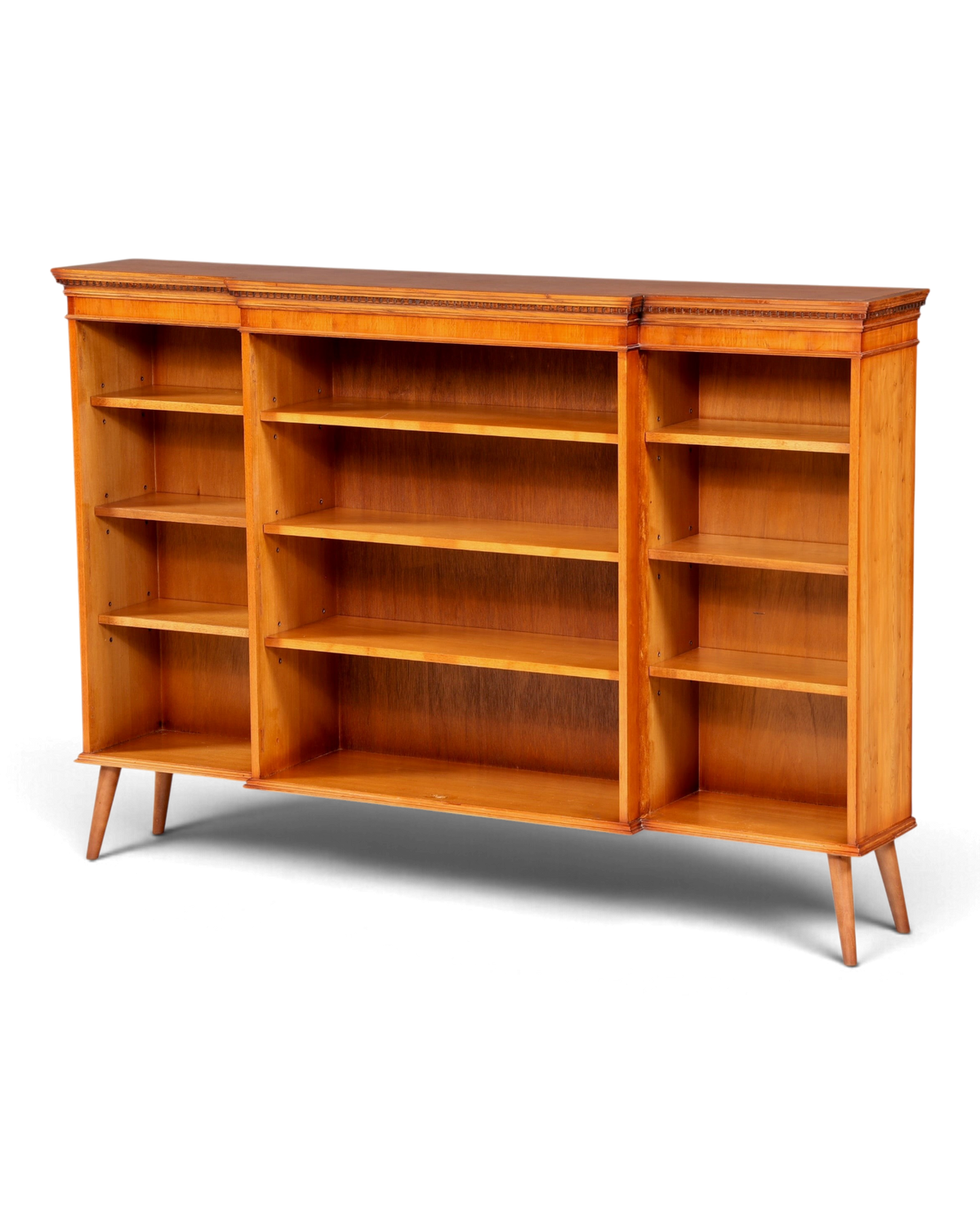 Hauptstadt Möblerei H960 Bücherregal aus hellem Holz im Mid-Century-Stil mit drei Fächern und konischen Beinen