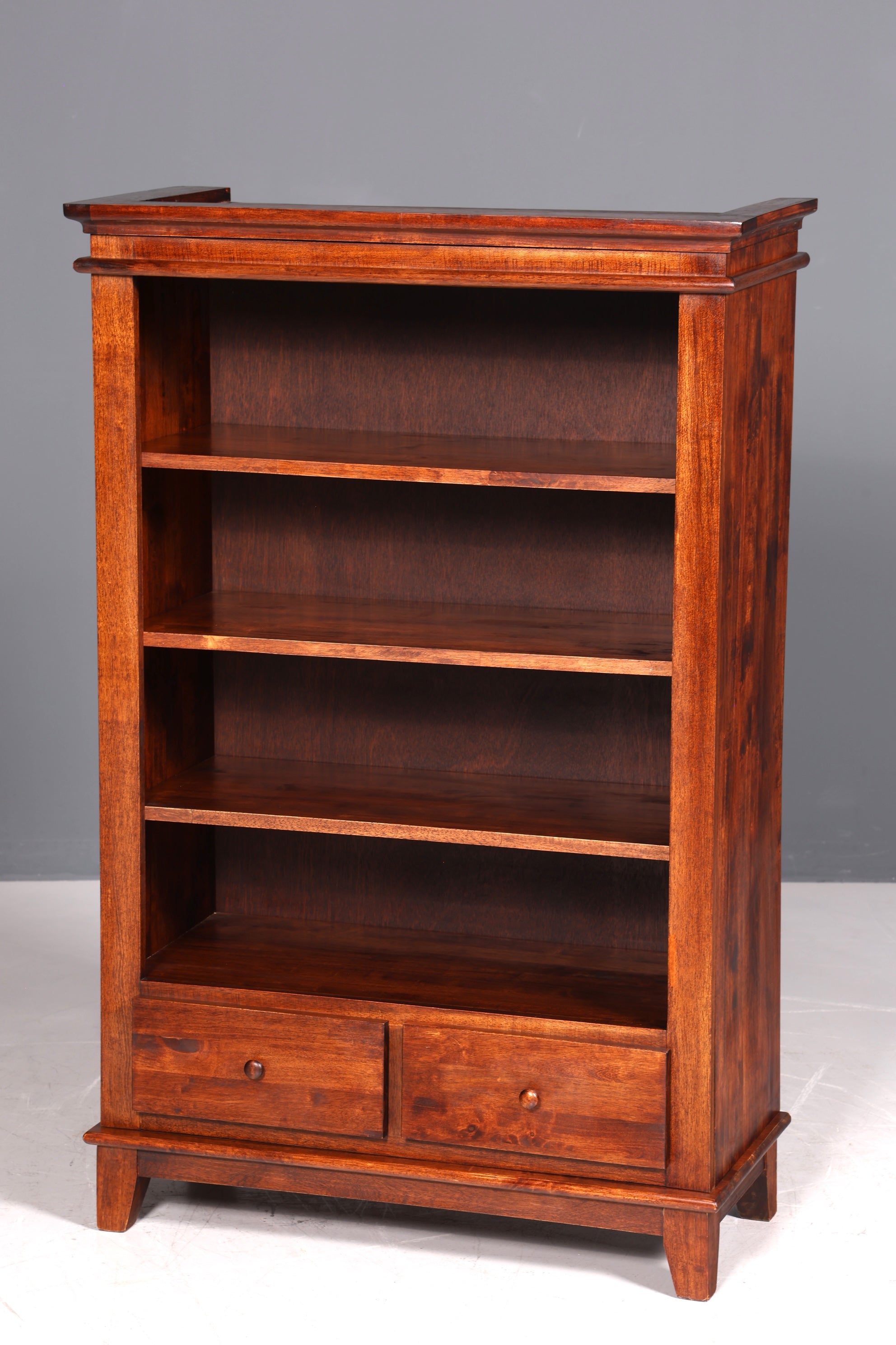 Belle bibliothèque ancienne, bibliothèque en bois véritable, style anglais