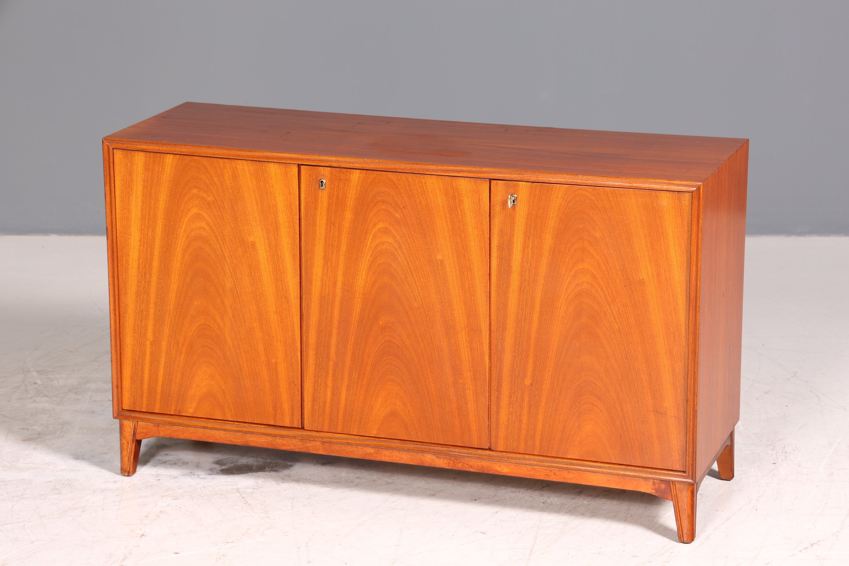 Wunderschönes Mid Century Sideboard Vintage Kommode TV Schrank Flurkommode 60s