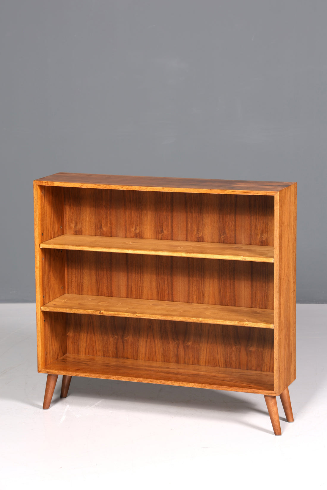 Wunderschönes Original Musterring Regal Mid Century Bücherregal Retro echt Holz Buchablage