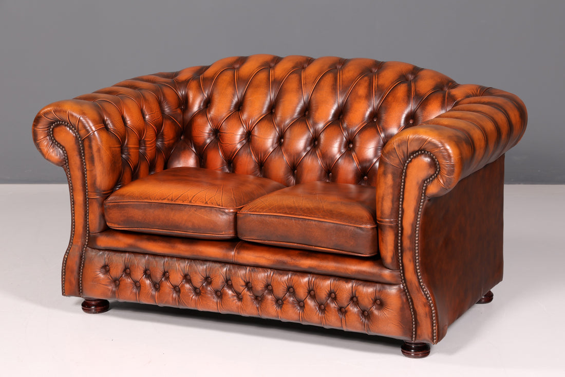 Stilvolles Original Chesterfield Sofa 2-Sitzer Couch Echt Leder Englisch Polstersofa
