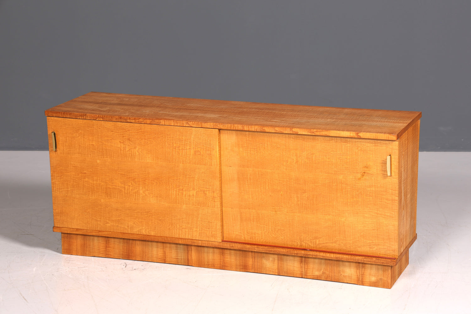 F509 Finition magnifique buffet vintage style années 60, commode, meuble TV, commode d&