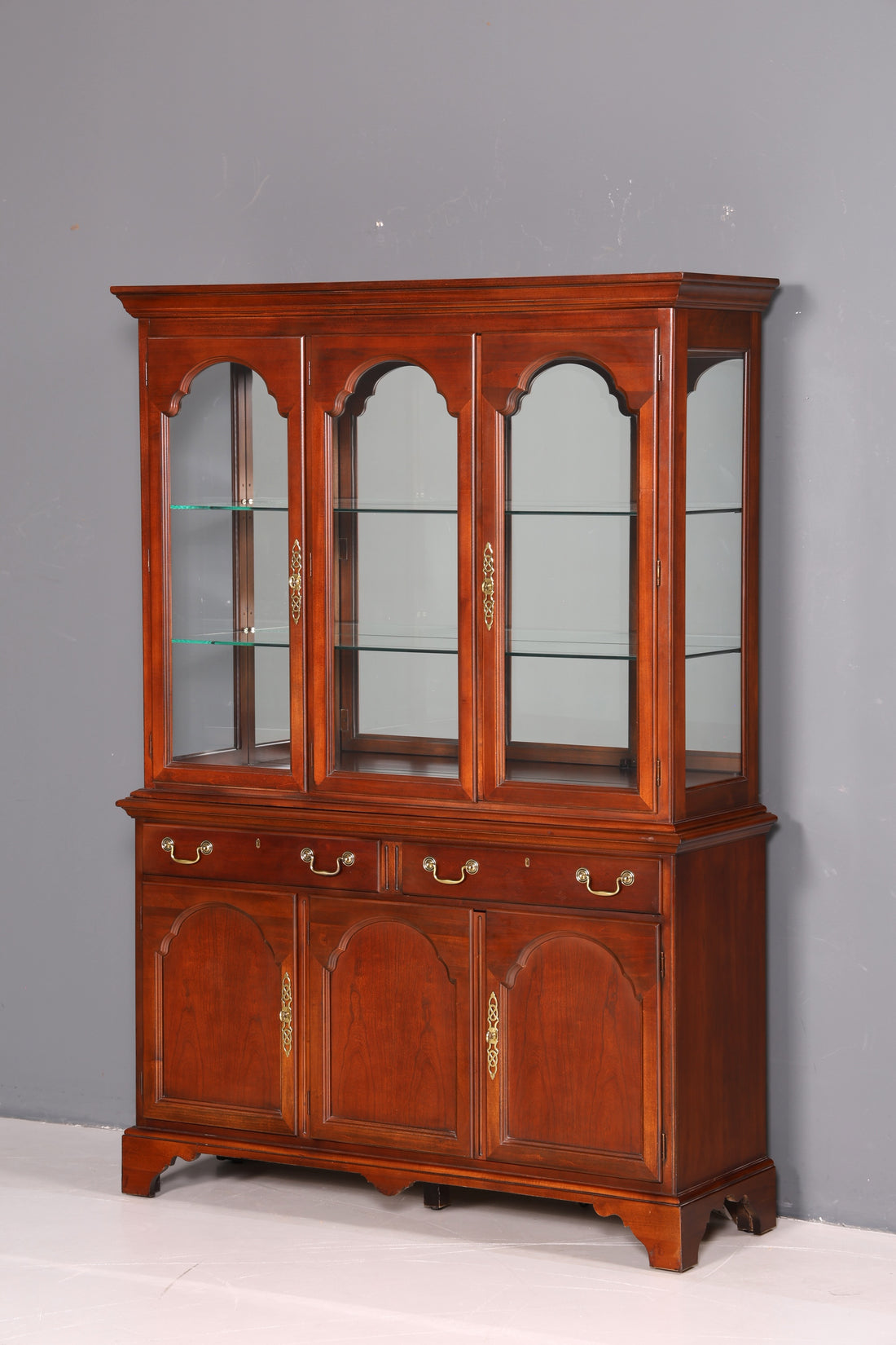 Vitrine originale Drexel Heritage élégante Bibliothèque USA Armoire buffet étagère vitrine en verre