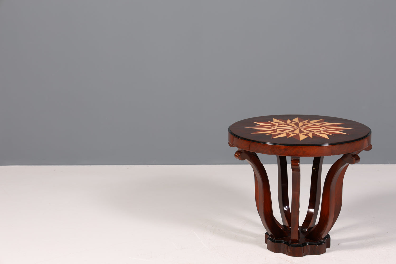 Wunderschöner Art Deco Stil Couchtisch Antik Stil Luxus Beistelltisch Wohnzimmer Ablagetisch