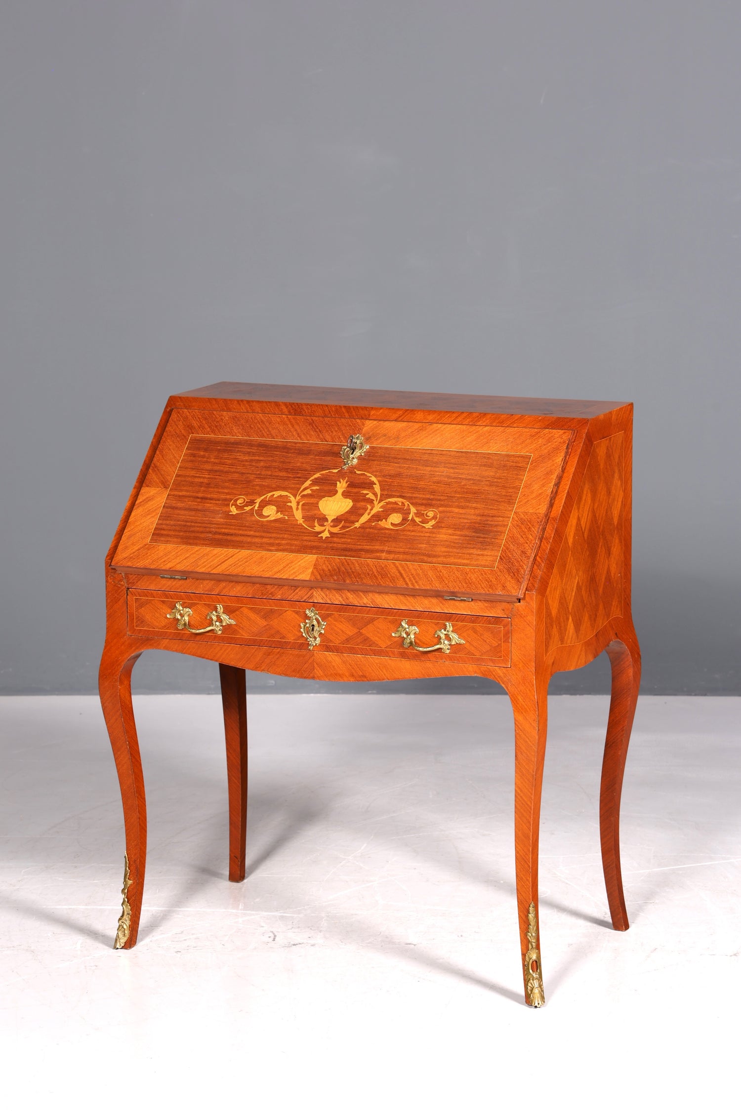 Magnifique secrétaire de style baroque, commode de bureau, bureau à écrire