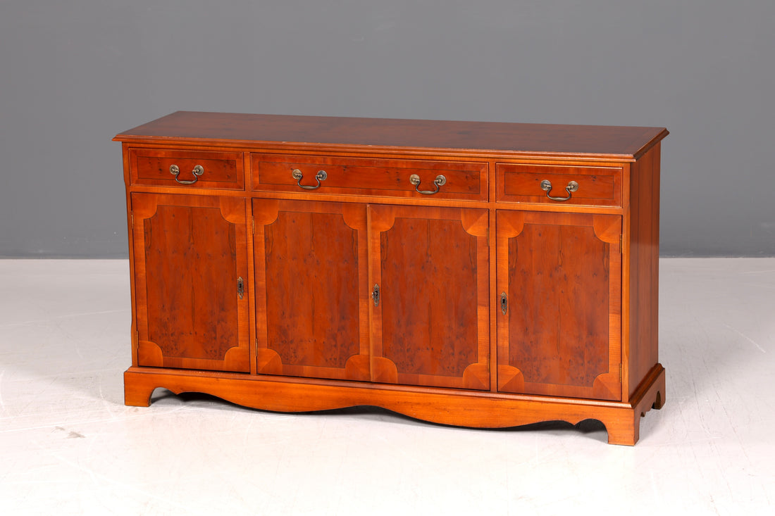 Wunderschönes Englisches Sideboard Eibe Schrank 60er Buffetschrank Kommode Anrichte Vintage