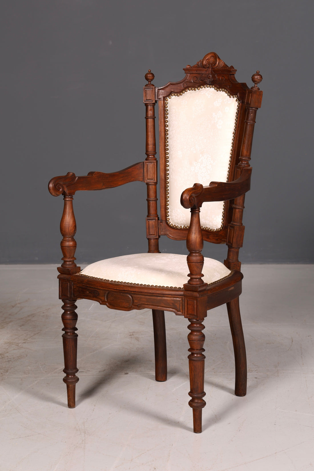 Élégant fauteuil néo-Renaissance à accoudoirs, chaise antique de l’époque Gründerzeit, chaise de secrétaire, chaise de bureau, chaise rembourrée, 1 sur 2